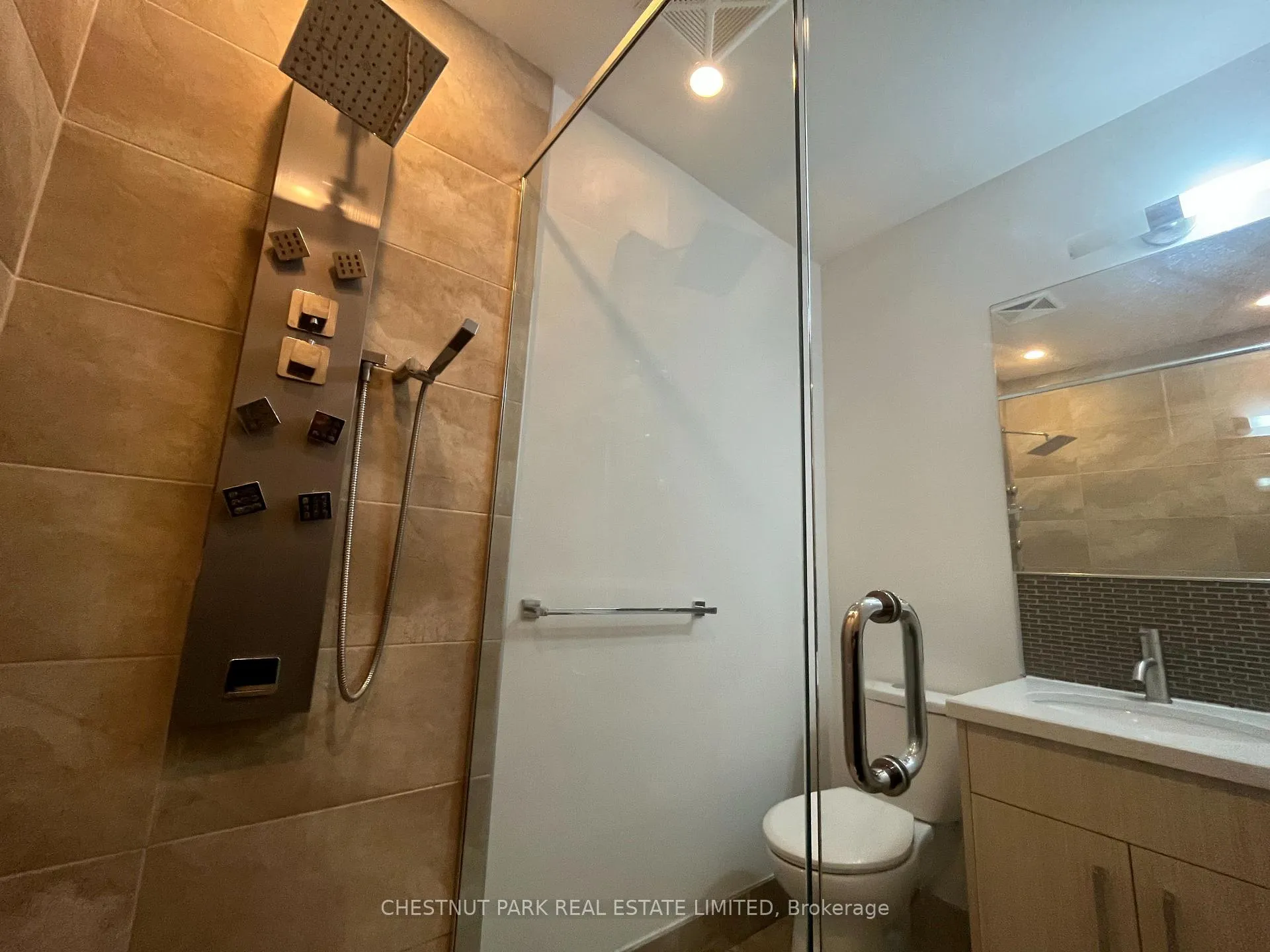 Photo 13 of Unit 304, 3443 Bathurst Street, Toronto, Bedford Park-Nortown — HOMEH