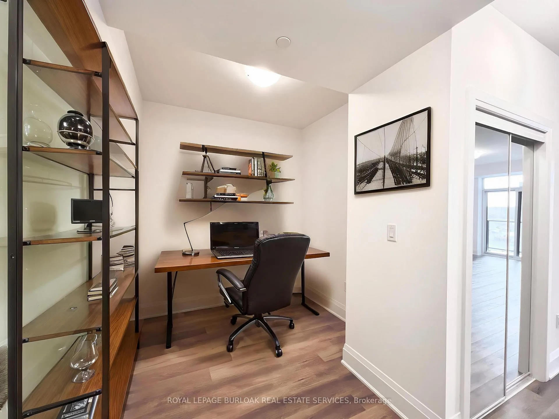 Photo 5 of Unit 415, 470 Dundas Street E, Hamilton, Waterdown — HOMEH