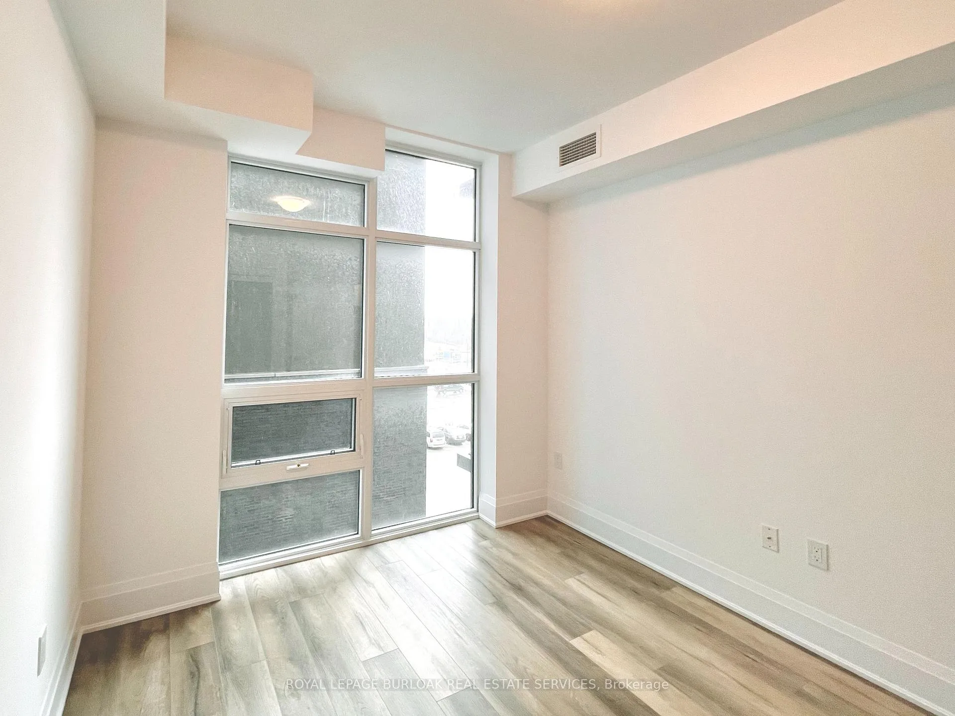 Photo 11 of Unit 415, 470 Dundas Street E, Hamilton, Waterdown — HOMEH