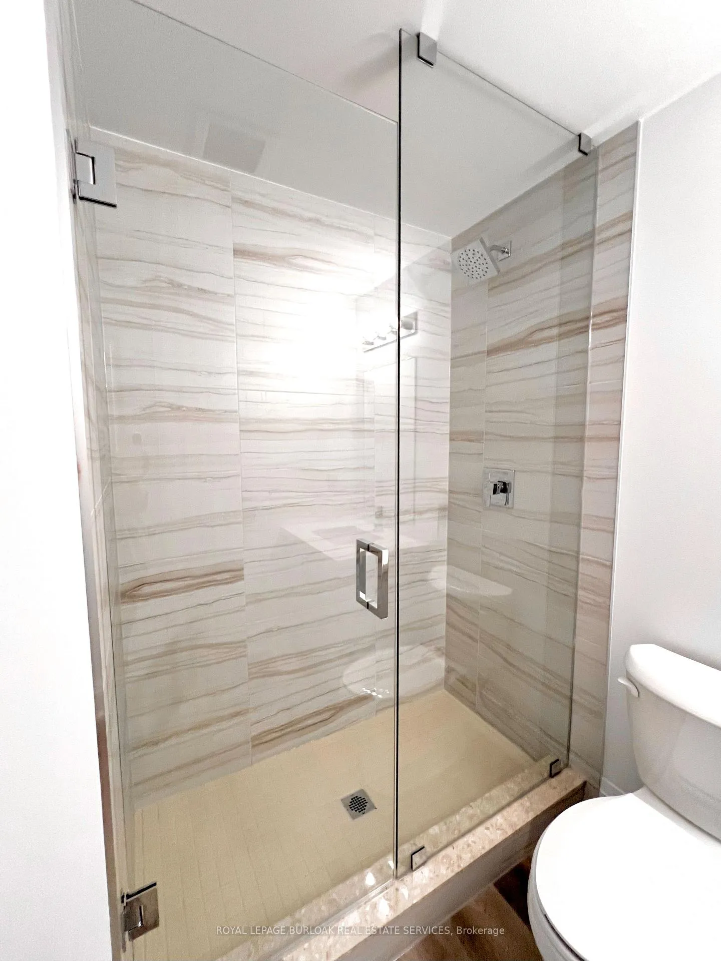 Photo 15 of Unit 415, 470 Dundas Street E, Hamilton, Waterdown — HOMEH