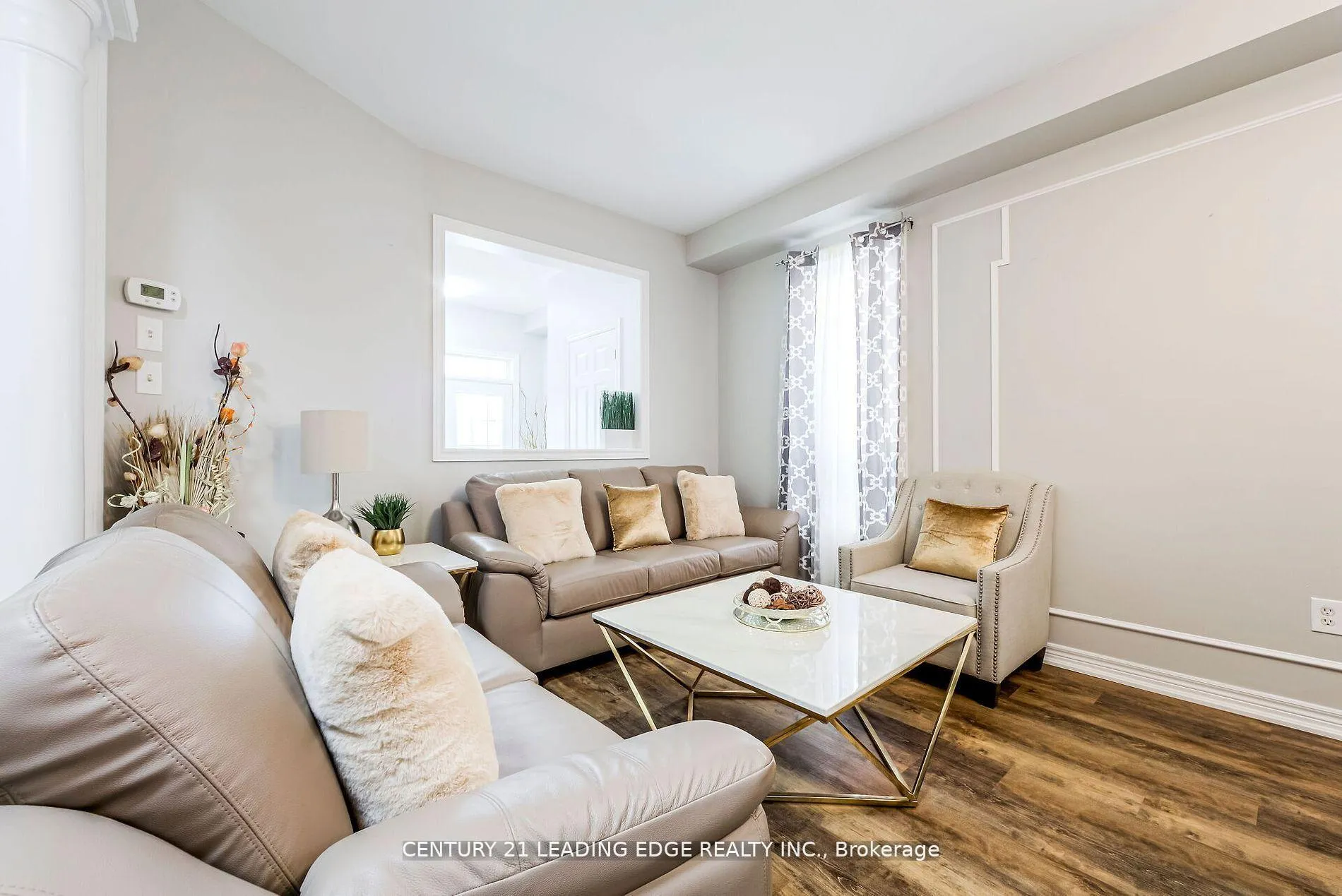 Photo 5 of 96 Nelson Street N, Clarington, Bowmanville — HOMEH
