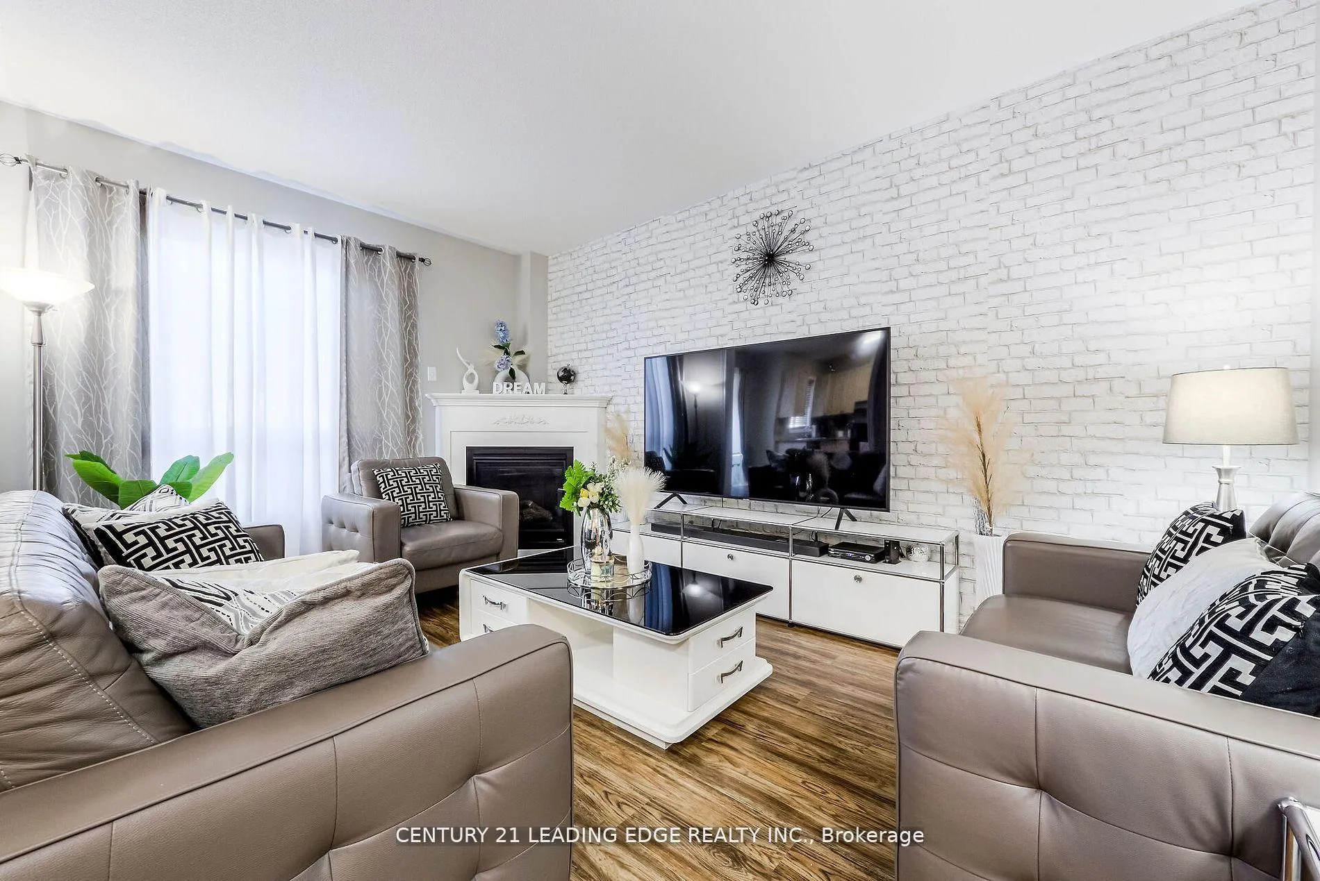 Photo 7 of 96 Nelson Street N, Clarington, Bowmanville — HOMEH