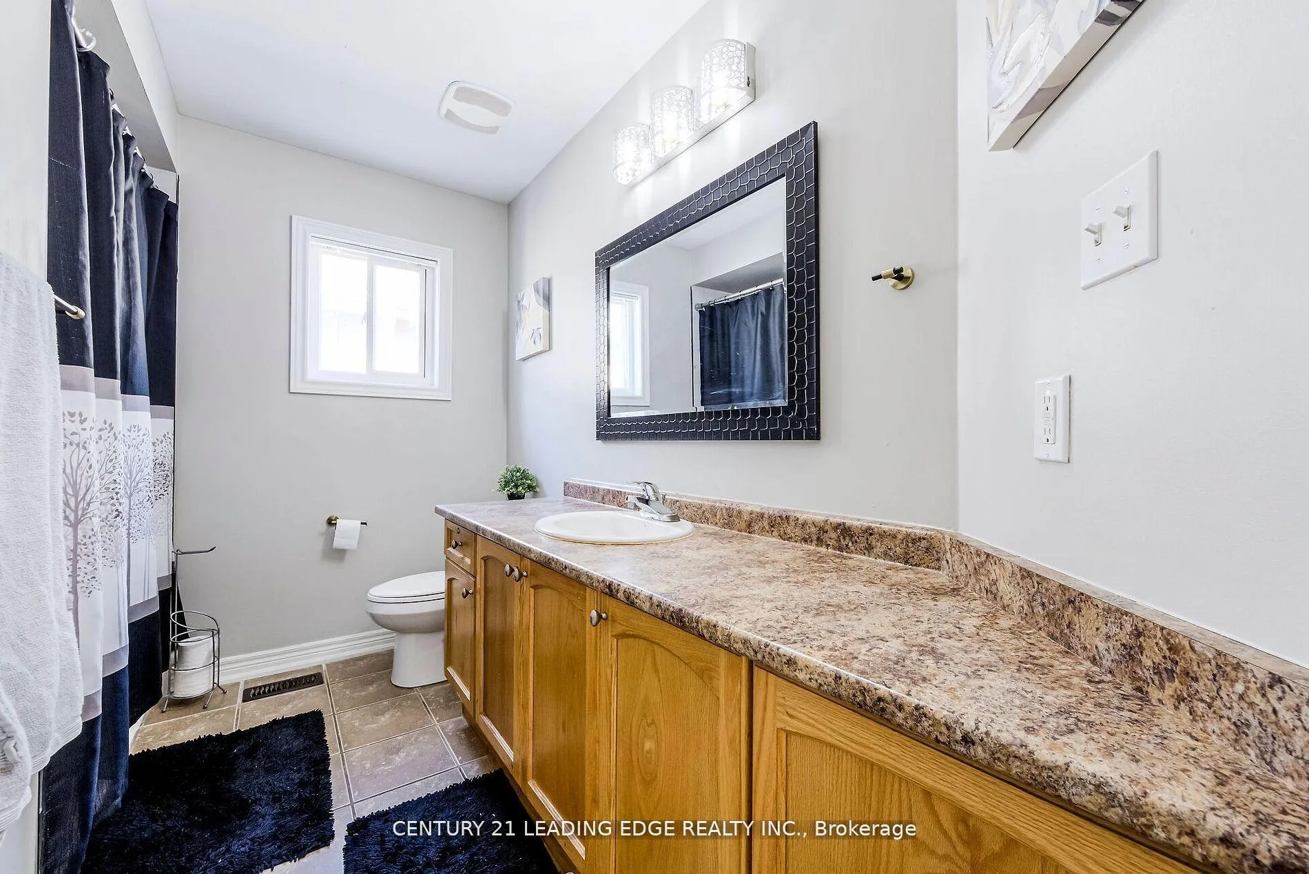 Photo 30 of 96 Nelson Street N, Clarington, Bowmanville — HOMEH