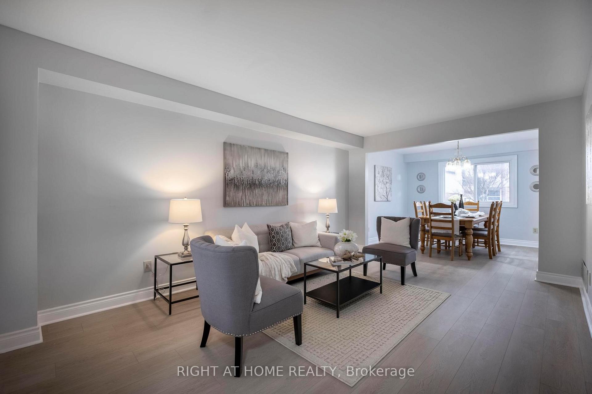 Photo 8 of 28 Chapman Drive, Ajax, Central — HOMEH