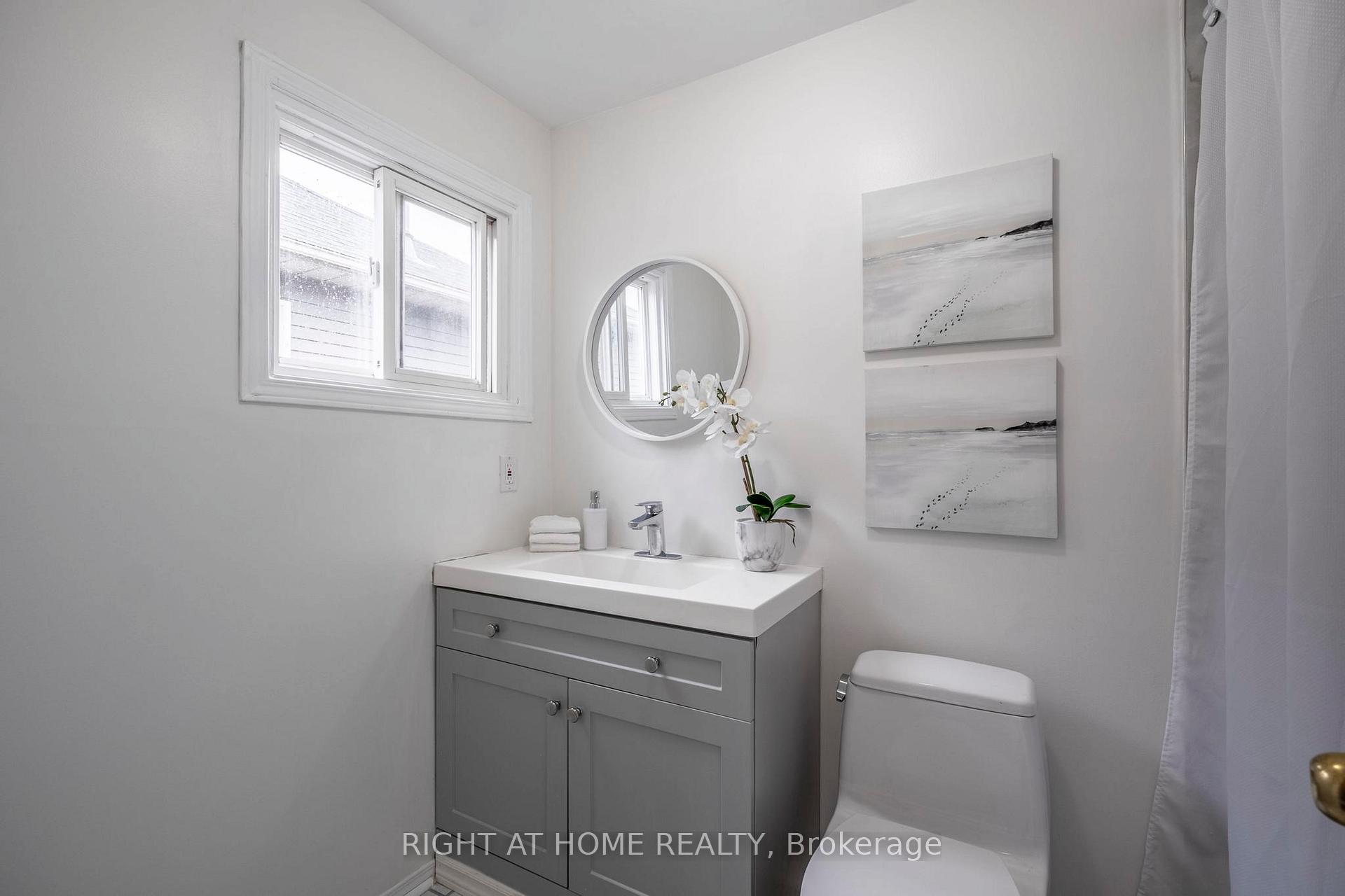 Photo 32 of 28 Chapman Drive, Ajax, Central — HOMEH