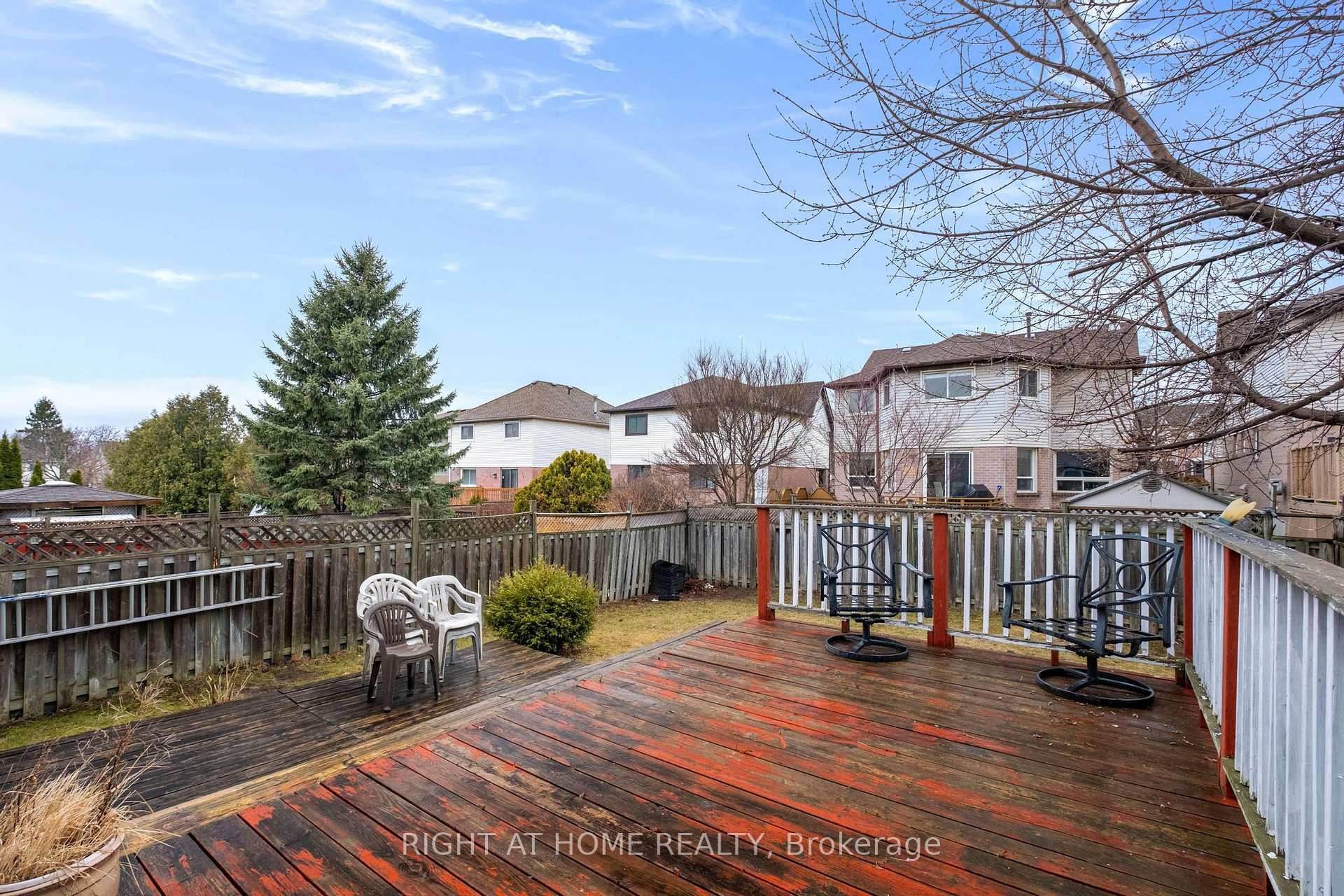 Photo 35 of 28 Chapman Drive, Ajax, Central — HOMEH