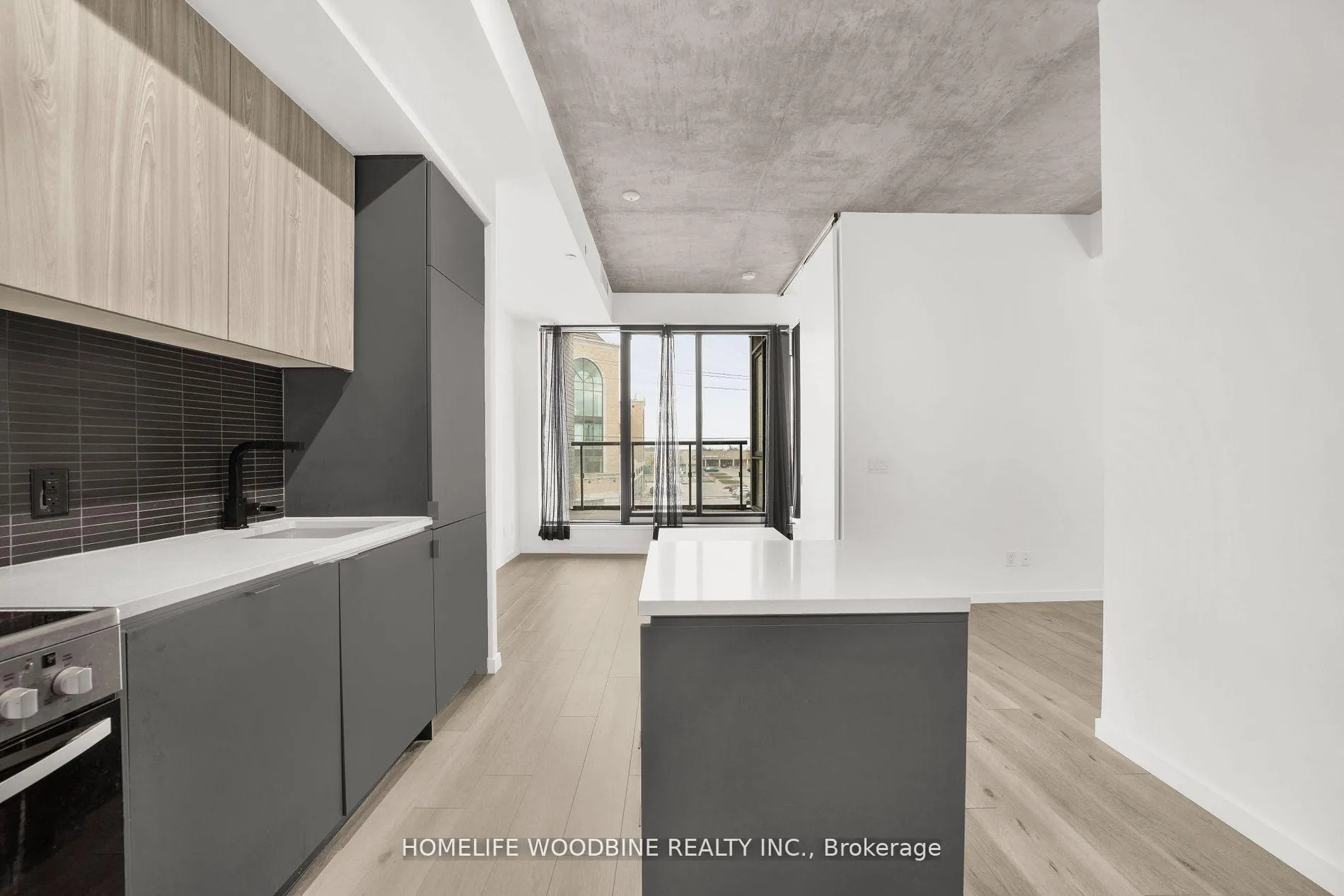 Photo 7 of Unit 210, 7 Smith Crescent S, Etobicoke, Stonegate-Queensway — HOMEH