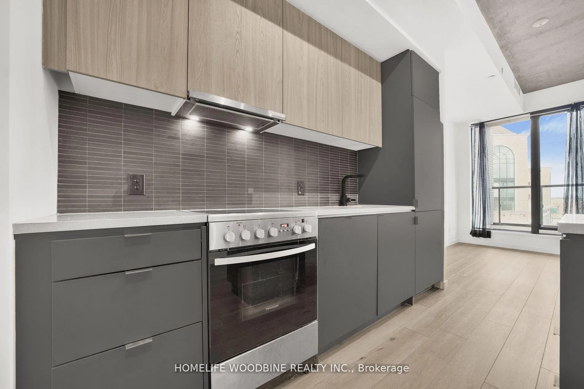 Photo 9 of Unit 210, 7 Smith Crescent S, Etobicoke, Stonegate-Queensway — HOMEH