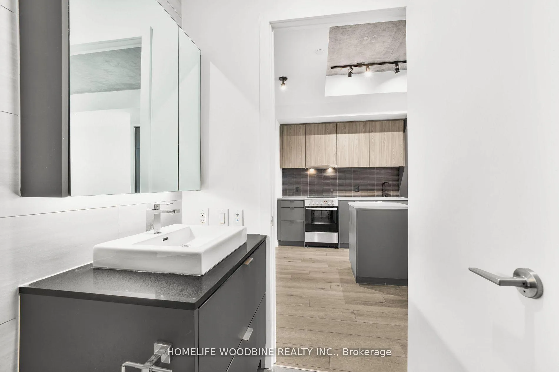 Photo 10 of Unit 210, 7 Smith Crescent S, Etobicoke, Stonegate-Queensway — HOMEH