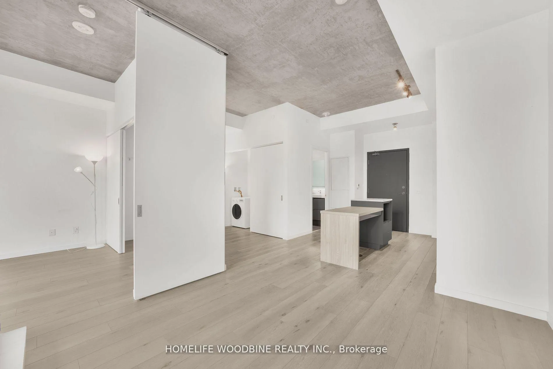 Photo 12 of Unit 210, 7 Smith Crescent S, Etobicoke, Stonegate-Queensway — HOMEH
