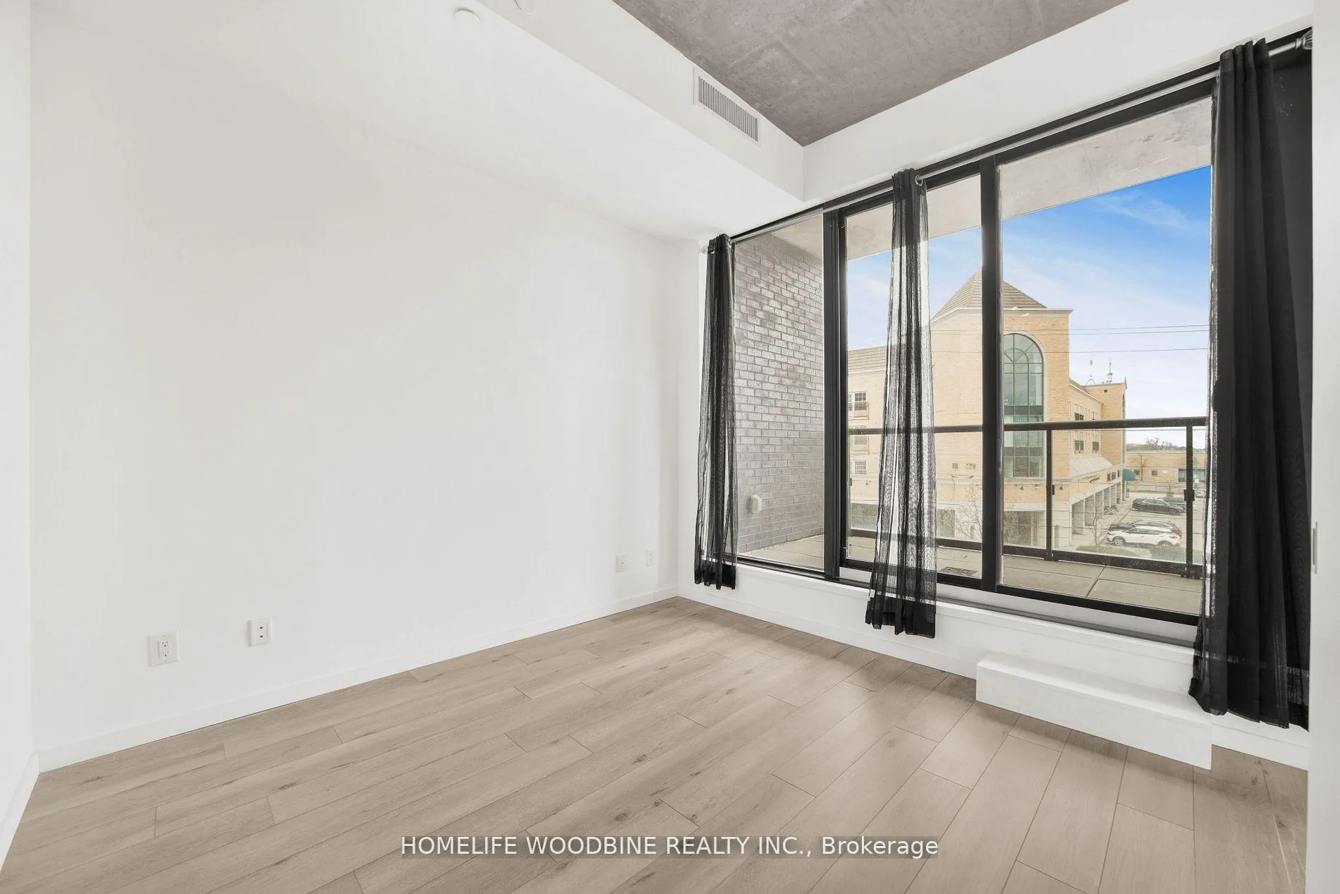 Photo 14 of Unit 210, 7 Smith Crescent S, Etobicoke, Stonegate-Queensway — HOMEH