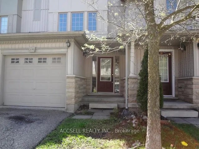 Photo 2 of Unit D95, 175 David Bergey Drive, Kitchener — HOMEH