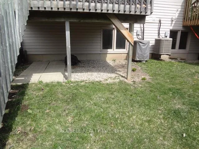 Photo 9 of Unit D95, 175 David Bergey Drive, Kitchener — HOMEH