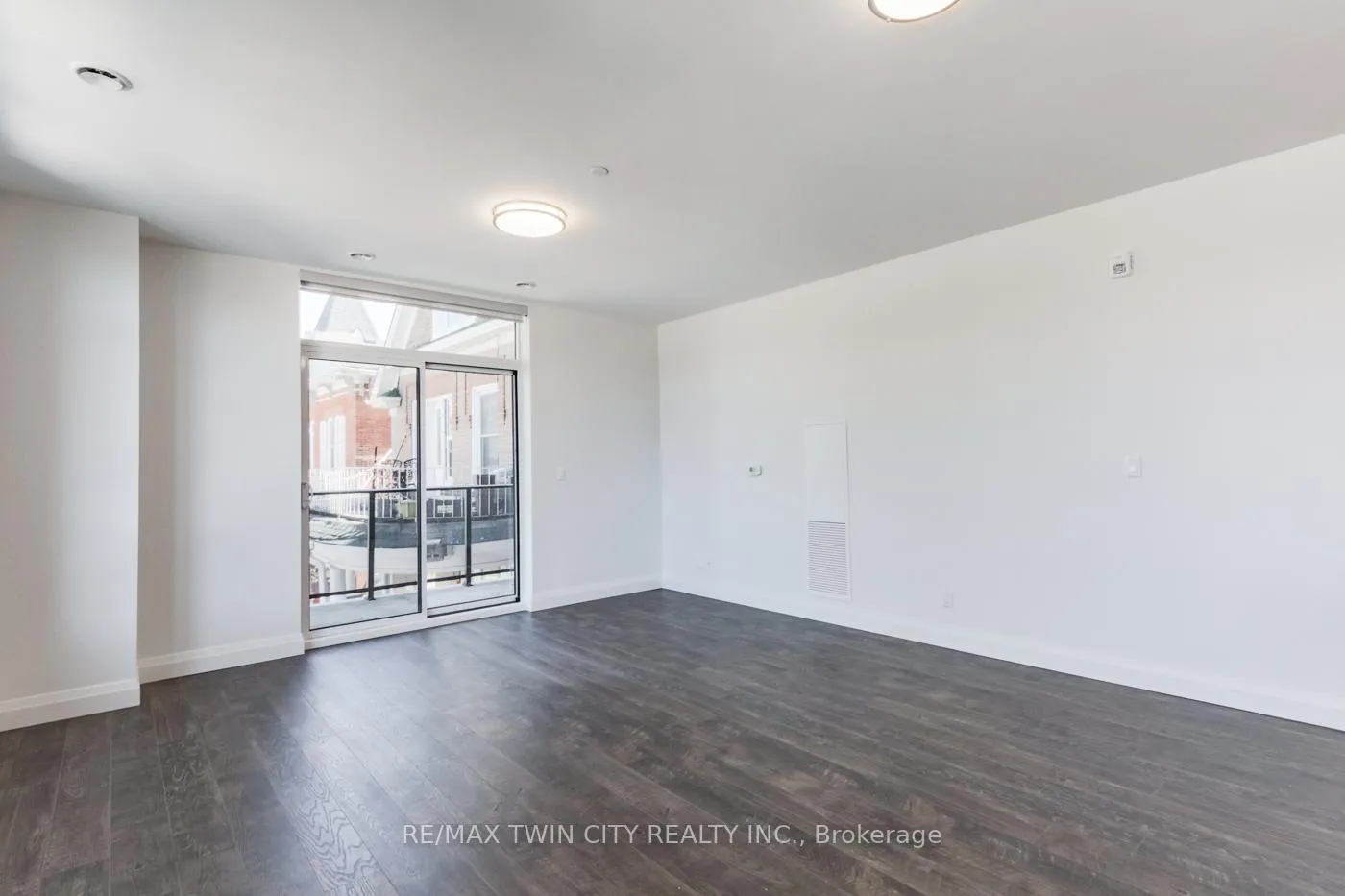 Photo 7 of Unit 201, 399 Queen Street S, Kitchener — HOMEH