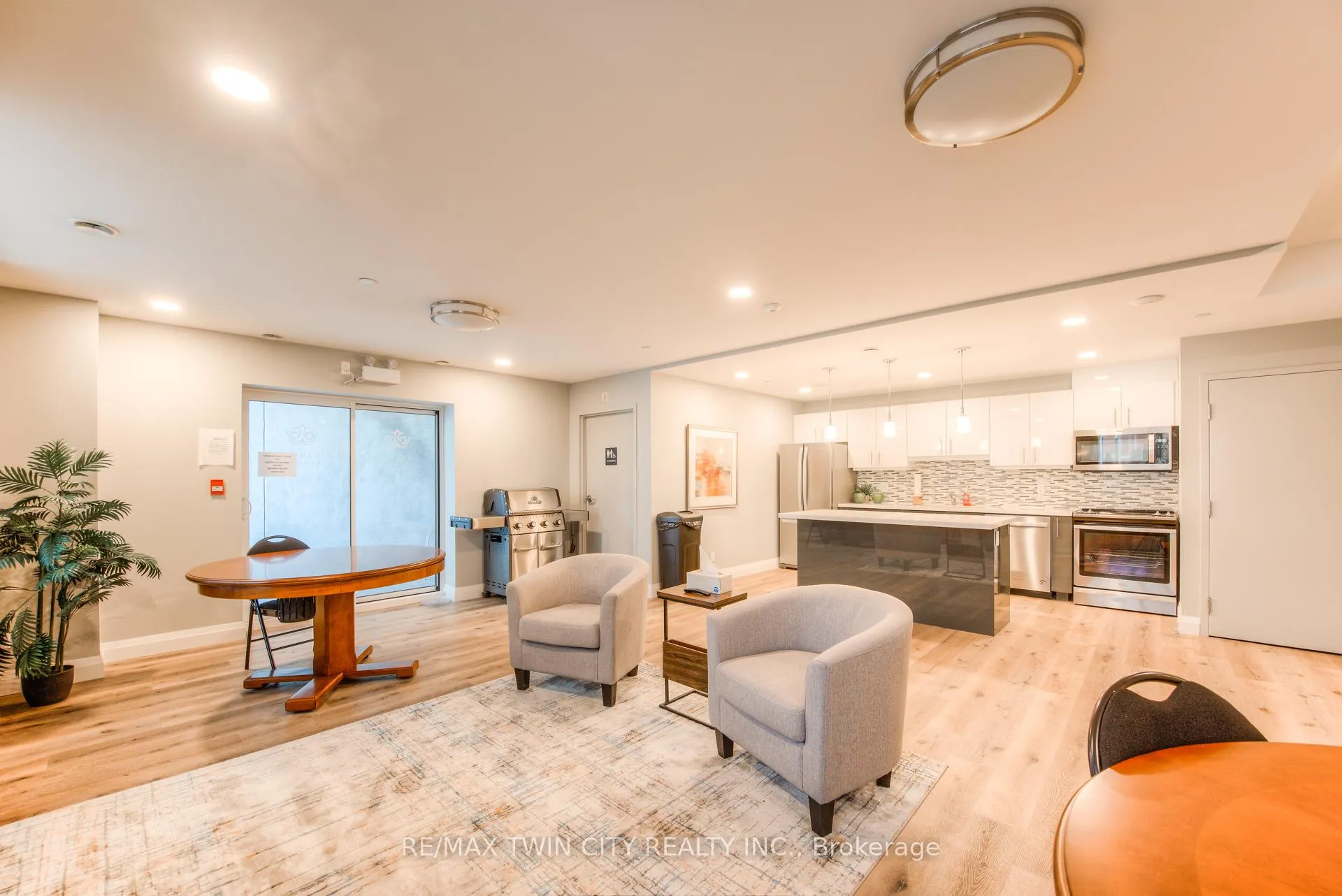 Photo 32 of Unit 201, 399 Queen Street S, Kitchener — HOMEH