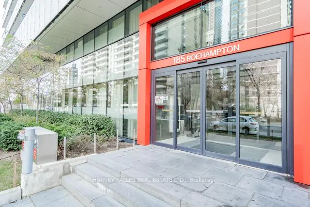 Front of Unit 3201, 185 Roehampton Avenue
