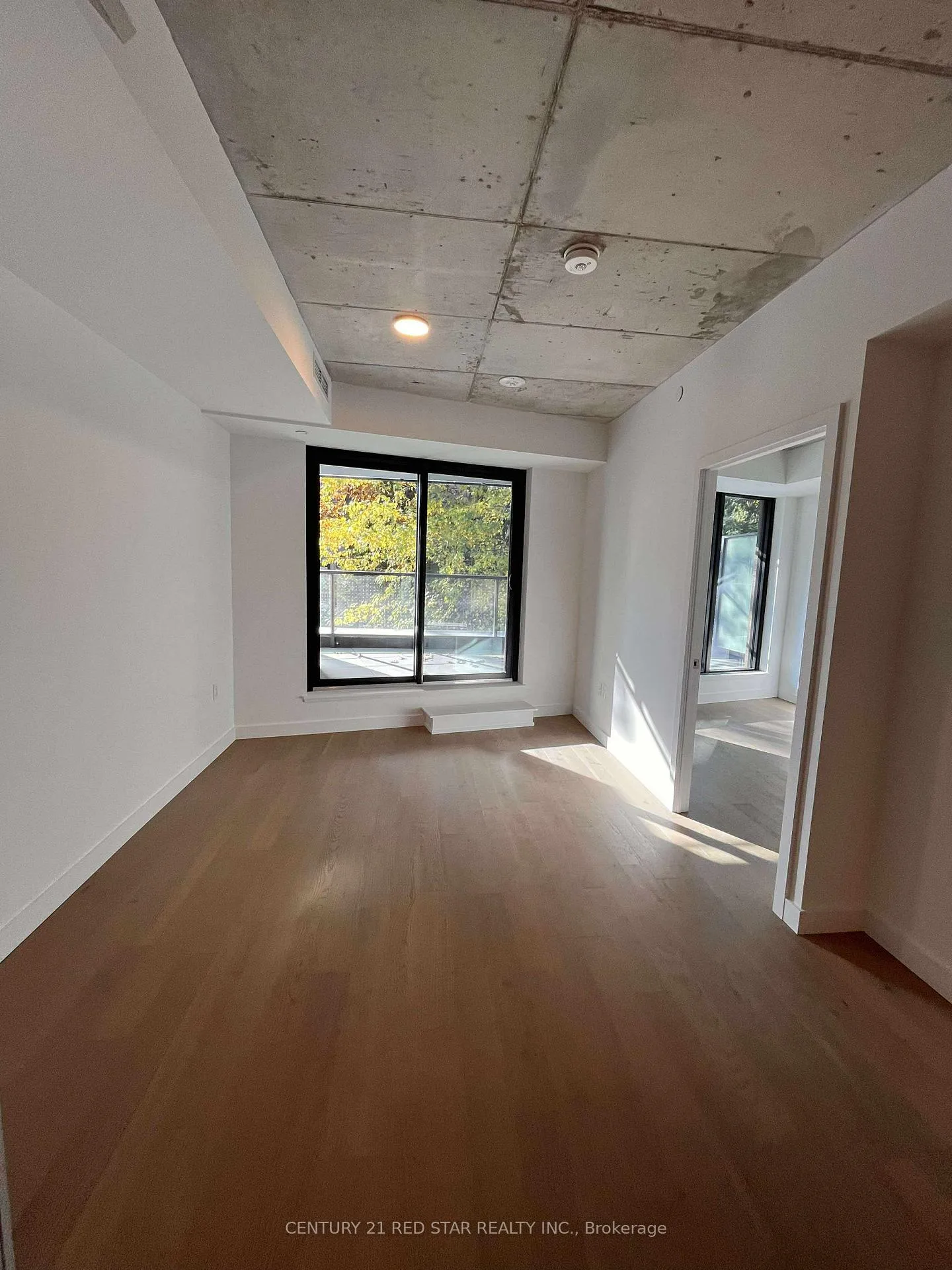 Photo 4 of Unit 211, 1720 Bayview Avenue, Toronto, Mount Pleasant East — HOMEH