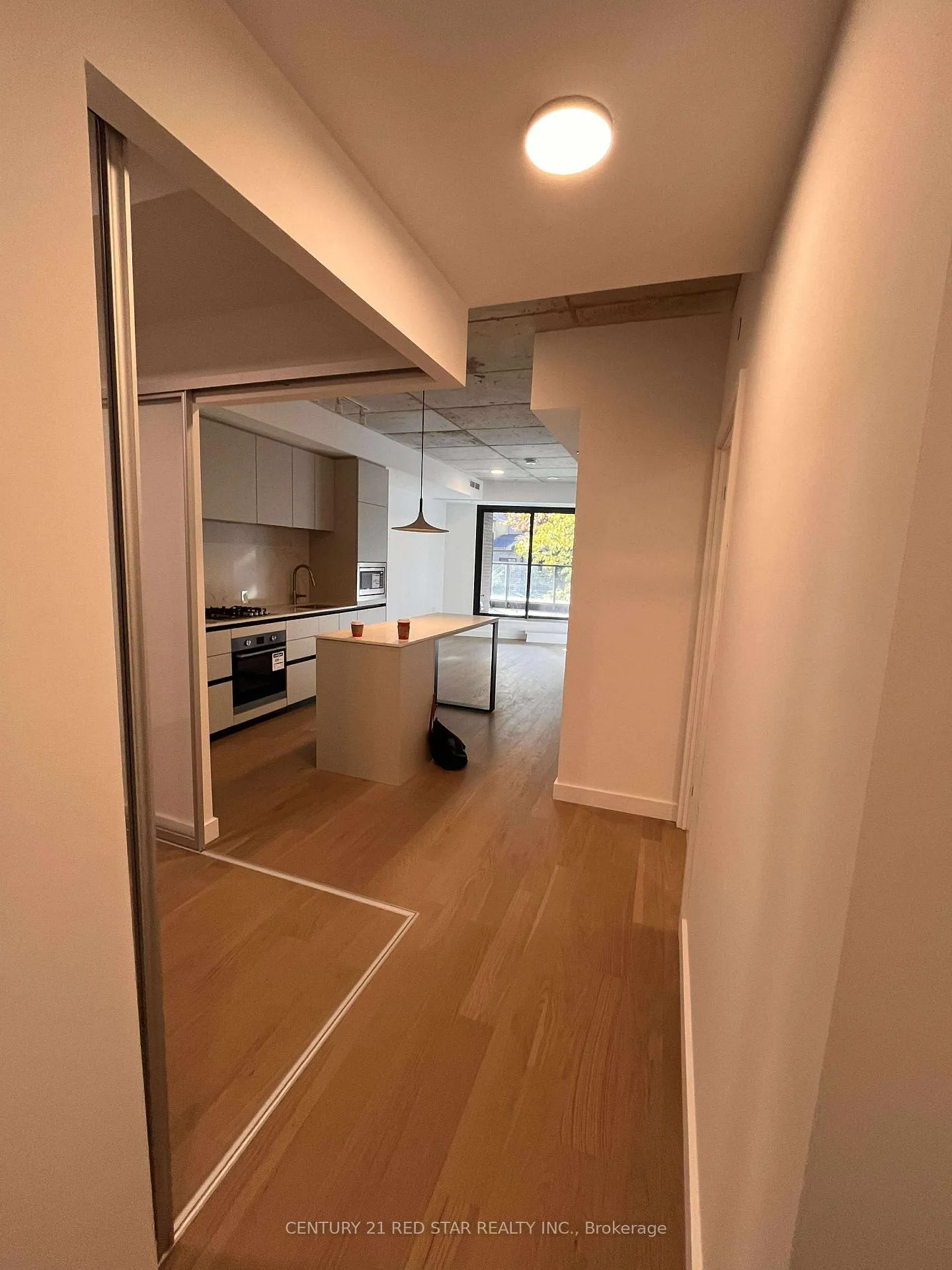 Photo 6 of Unit 211, 1720 Bayview Avenue, Toronto, Mount Pleasant East — HOMEH