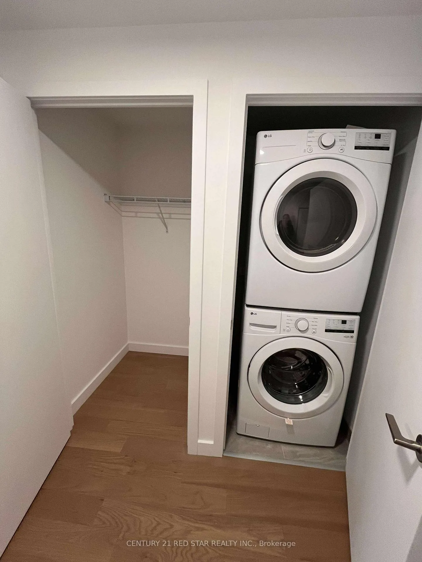 Photo 12 of Unit 211, 1720 Bayview Avenue, Toronto, Mount Pleasant East — HOMEH