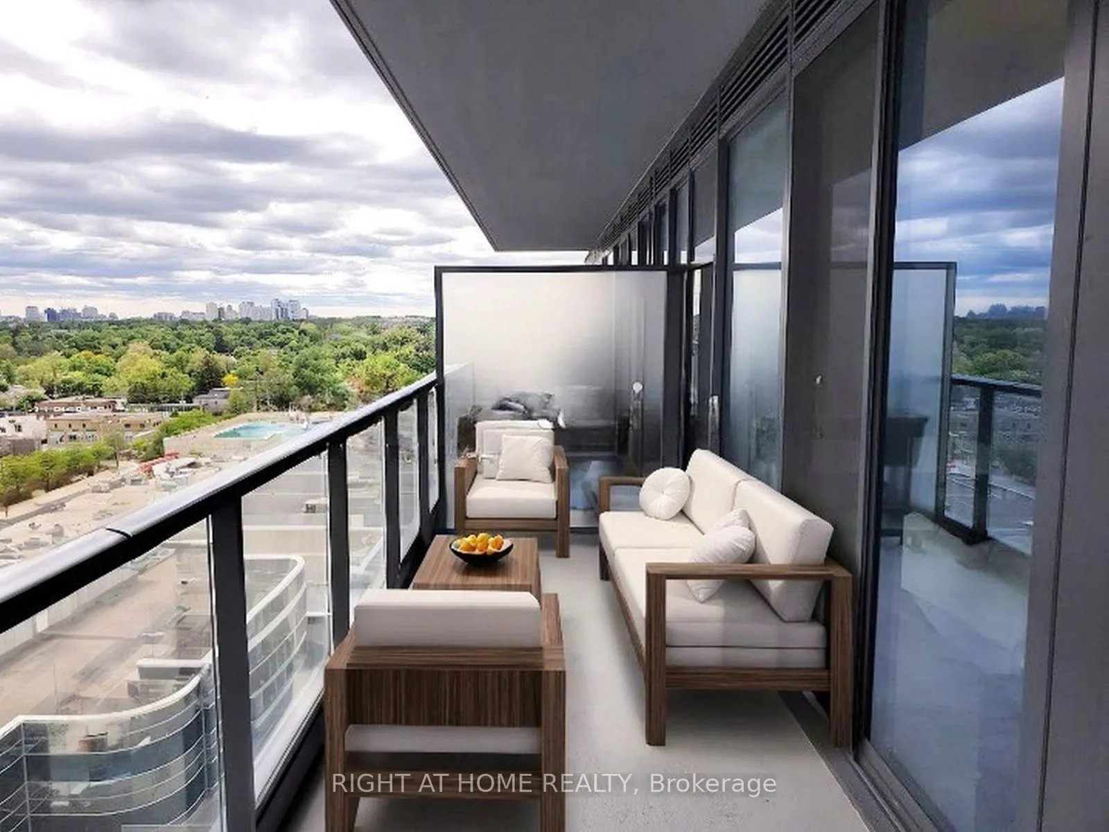 Photo 8 of Unit 1308, 33 Frederick Todd Way, Toronto, Thorncliffe Park — HOMEH