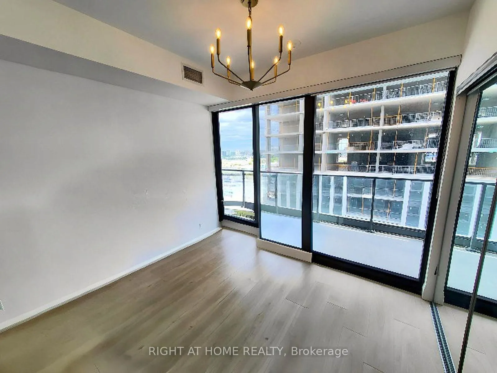 Photo 12 of Unit 1308, 33 Frederick Todd Way, Toronto, Thorncliffe Park — HOMEH