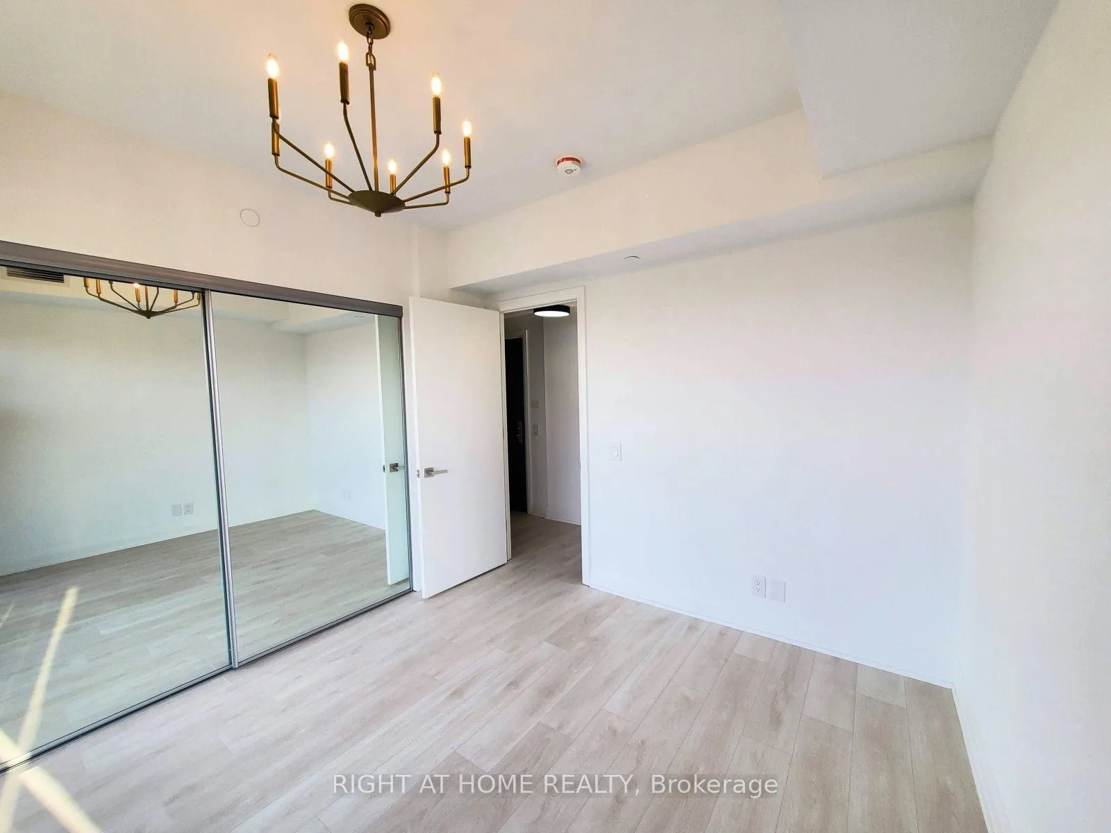 Photo 14 of Unit 1308, 33 Frederick Todd Way, Toronto, Thorncliffe Park — HOMEH