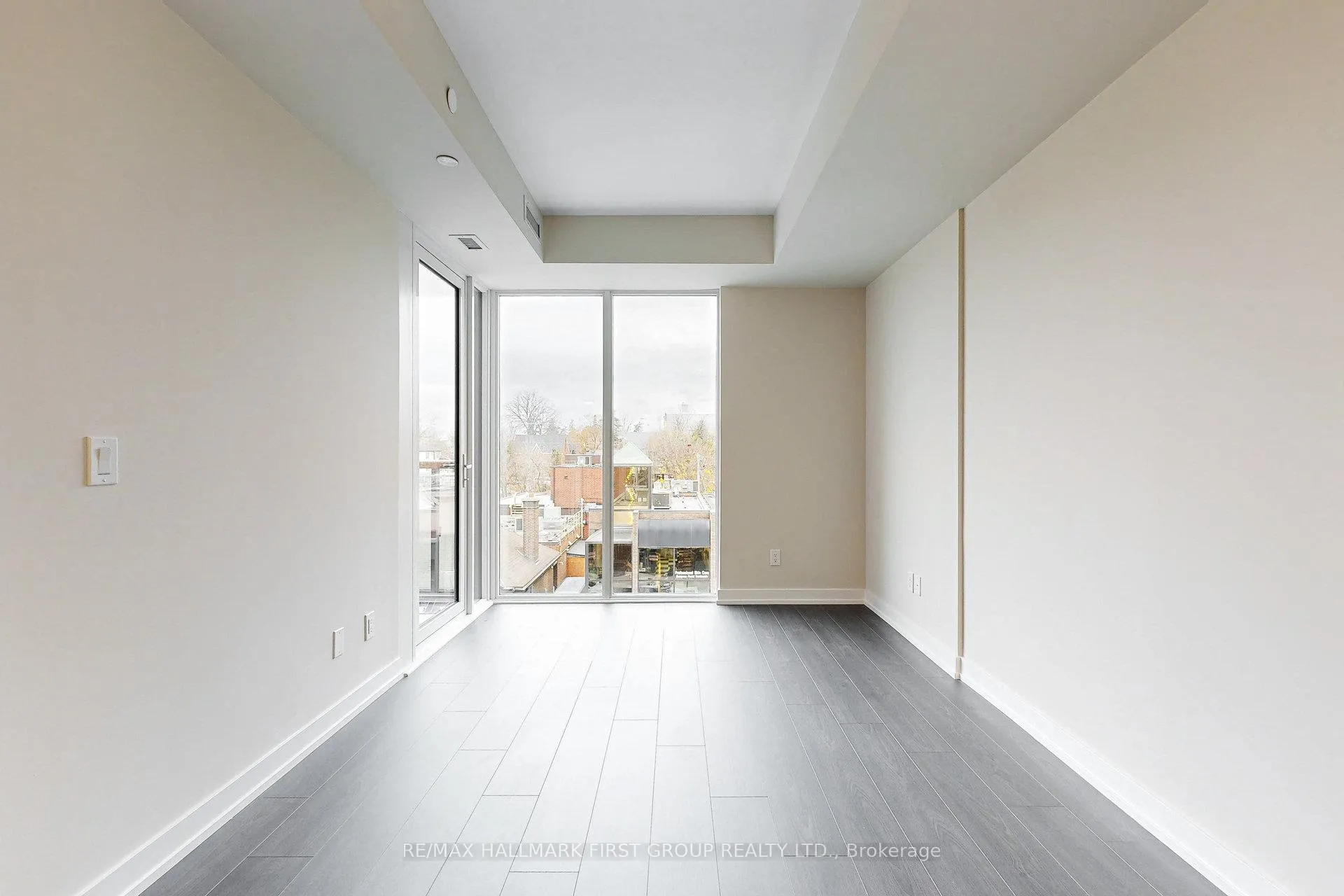 Photo 14 of Unit 327, 201 Brock Street S, Whitby, Downtown Whitby — HOMEH