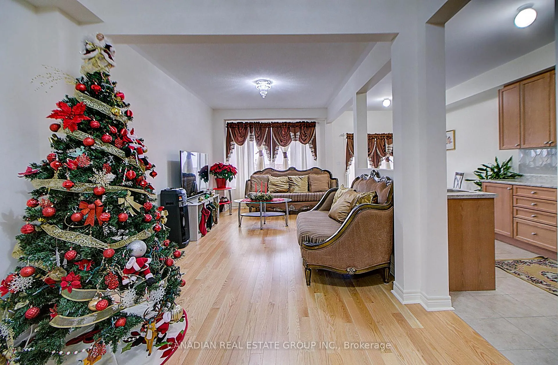 Photo 8 of 1205 Kettering Drive, Oshawa, Eastdale — HOMEH