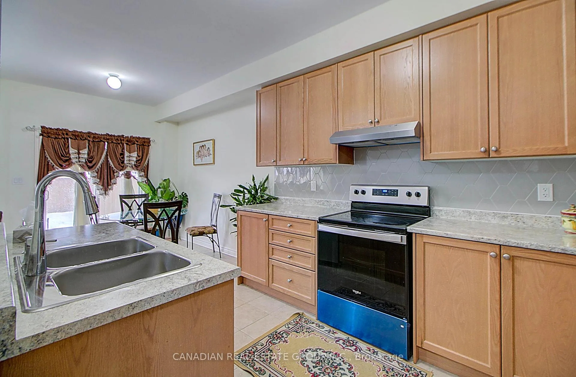 Photo 11 of 1205 Kettering Drive, Oshawa, Eastdale — HOMEH