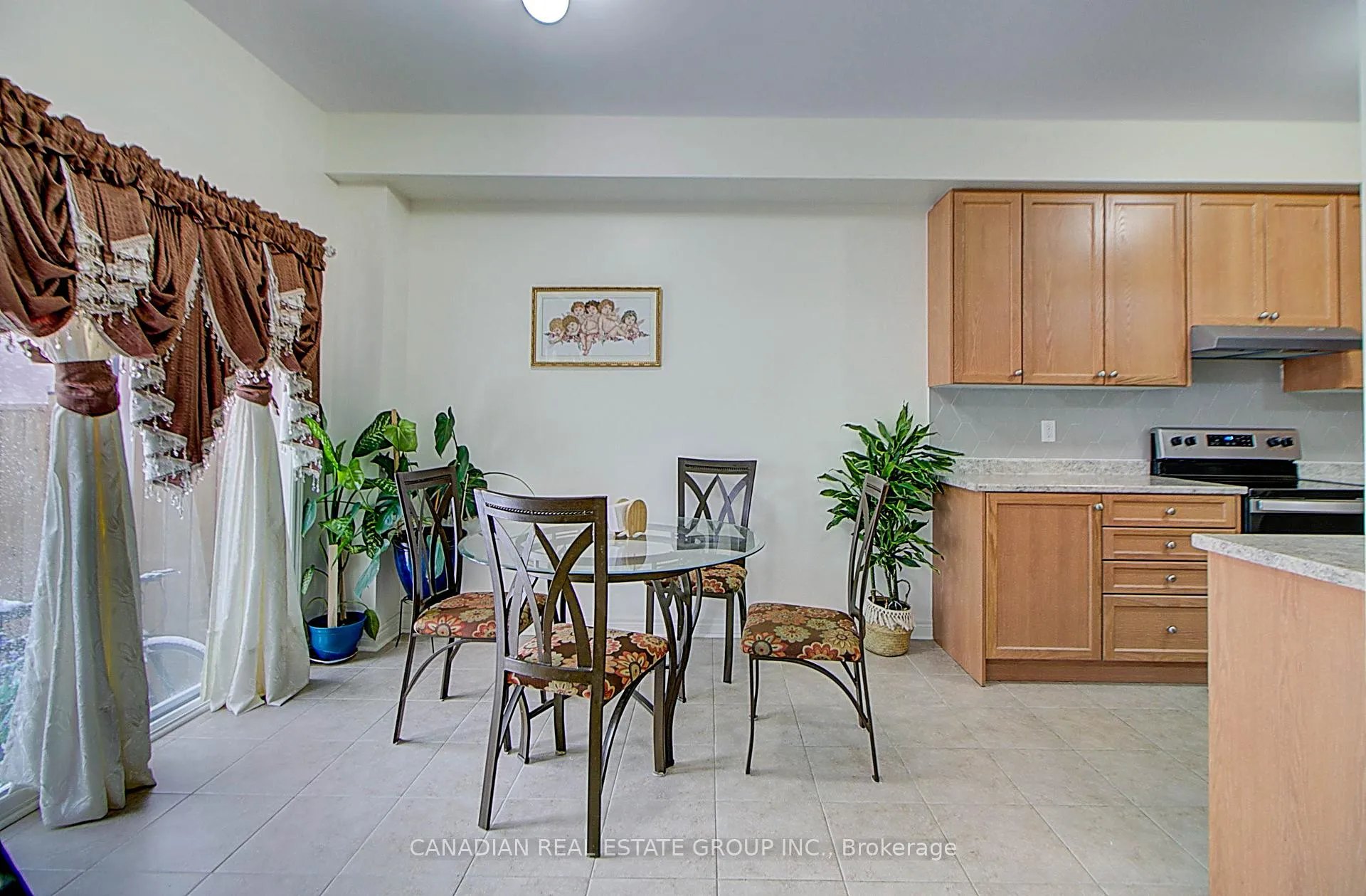 Photo 13 of 1205 Kettering Drive, Oshawa, Eastdale — HOMEH
