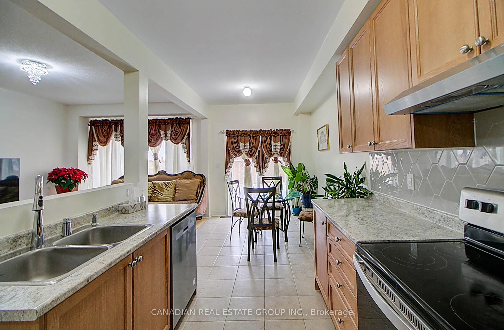 Photo 16 of 1205 Kettering Drive, Oshawa, Eastdale — HOMEH