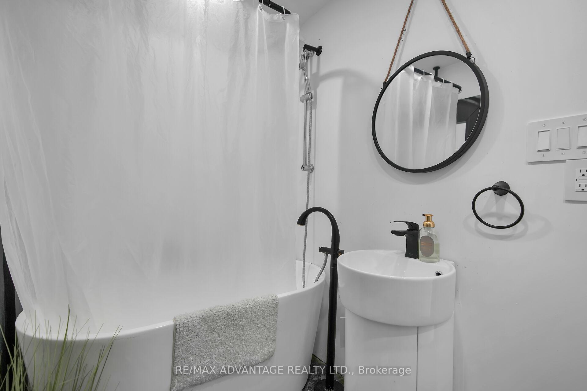Photo 24 of 248 Borden Avenue, Central Elgin, Belmont — HOMEH