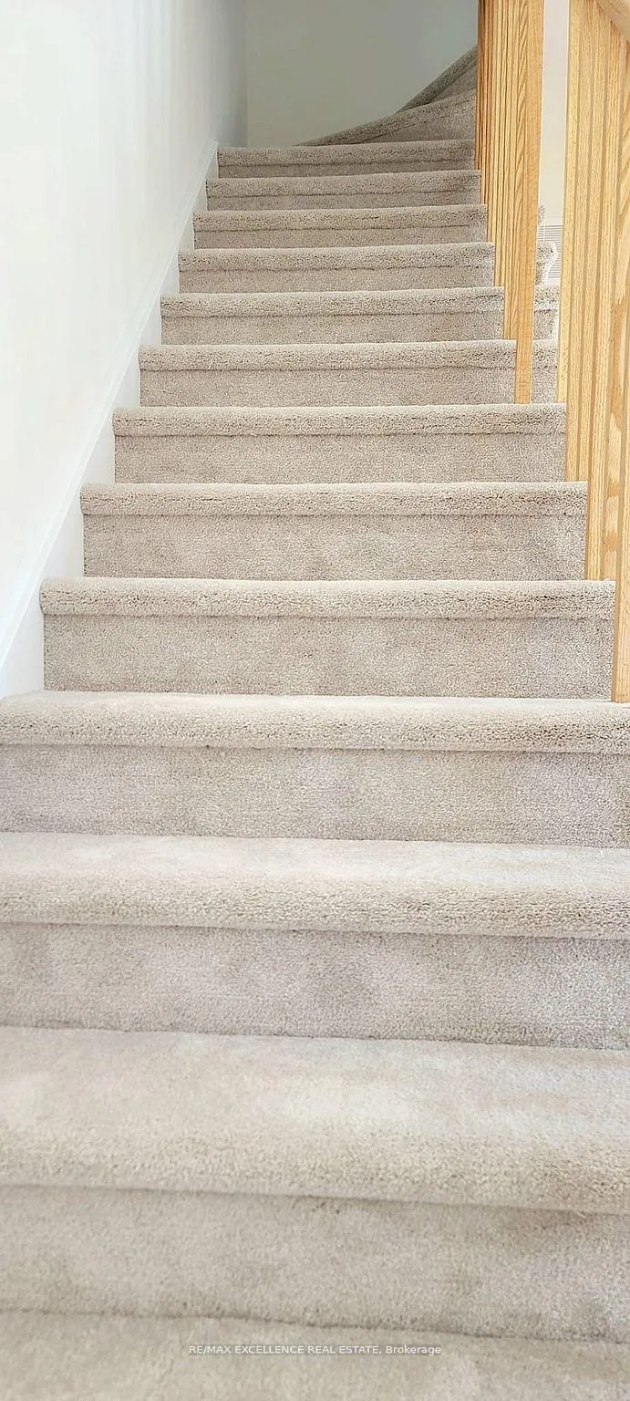 Photo 5 of Unit 41, 45 Knotsberry Circle, Brampton, Bram West — HOMEH