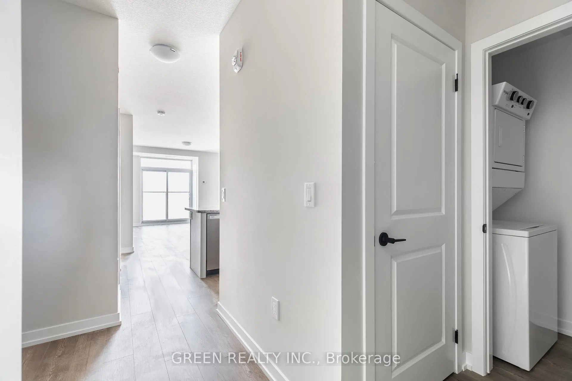 Photo 7 of Unit 1307, 870 Queenston Road, Hamilton, Stoney Creek — HOMEH