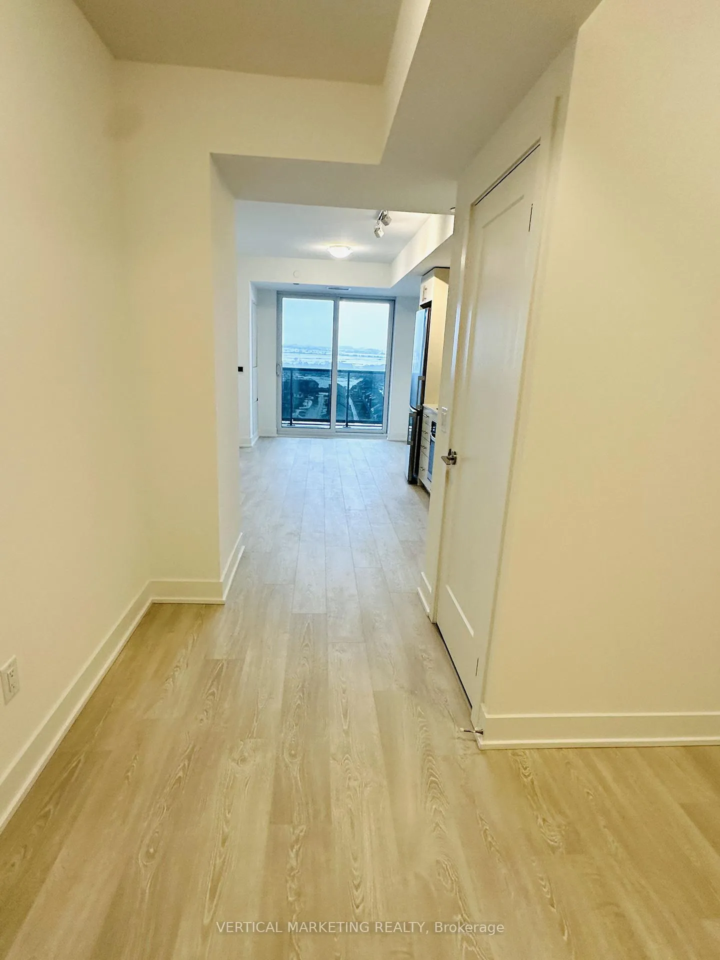 Photo 12 of Unit 1501, 2545 Simcoe Street N, Oshawa, Windfields — HOMEH