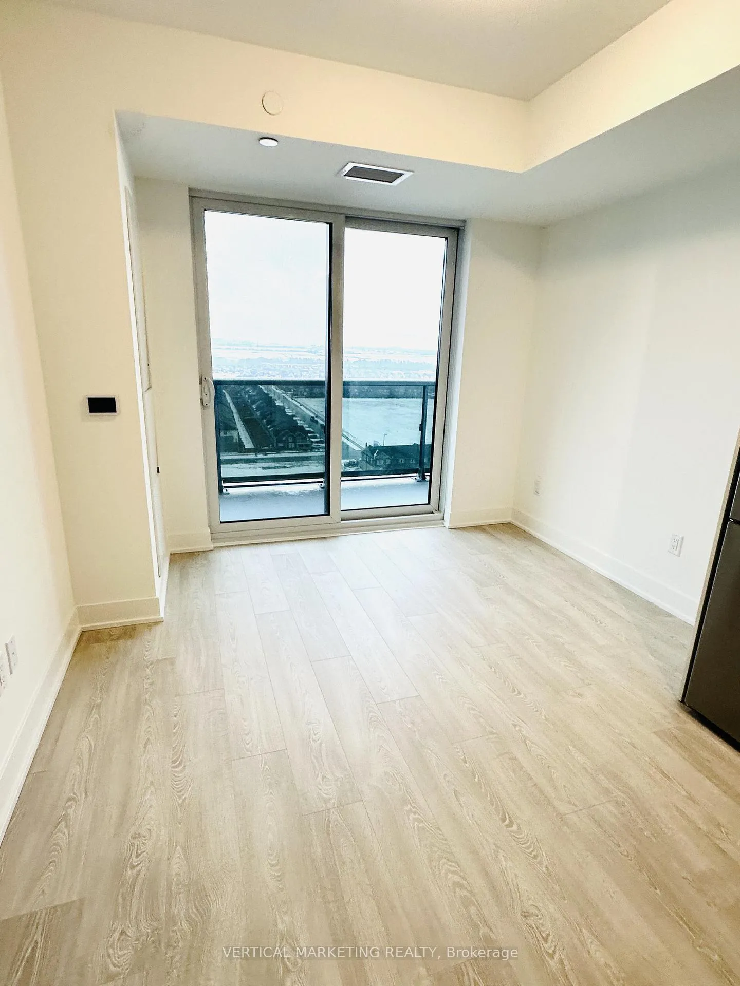 Photo 18 of Unit 1501, 2545 Simcoe Street N, Oshawa, Windfields — HOMEH