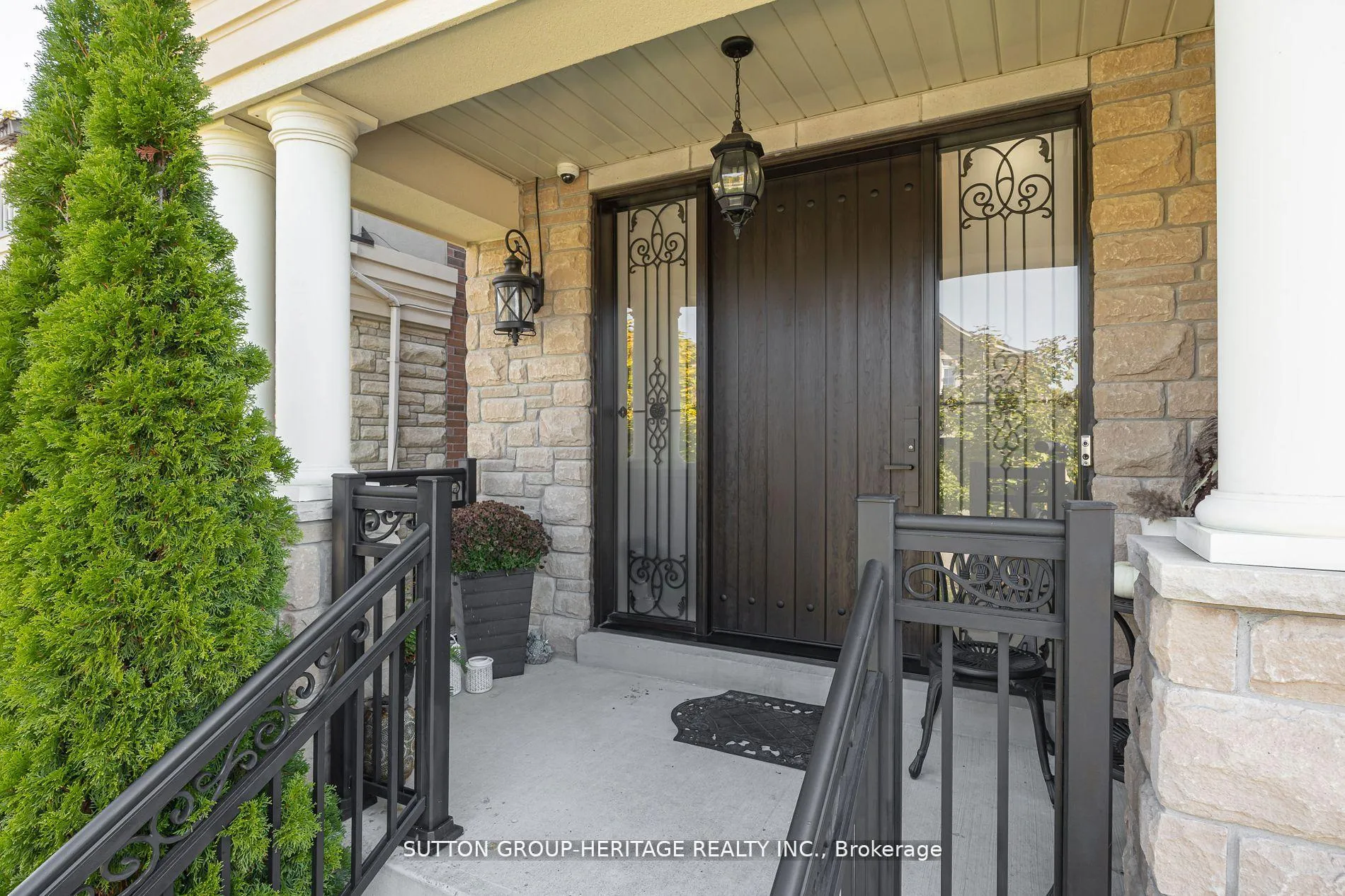 Photo 3 of 51 Antorisa Avenue, Vaughan, Vellore Village — HOMEH