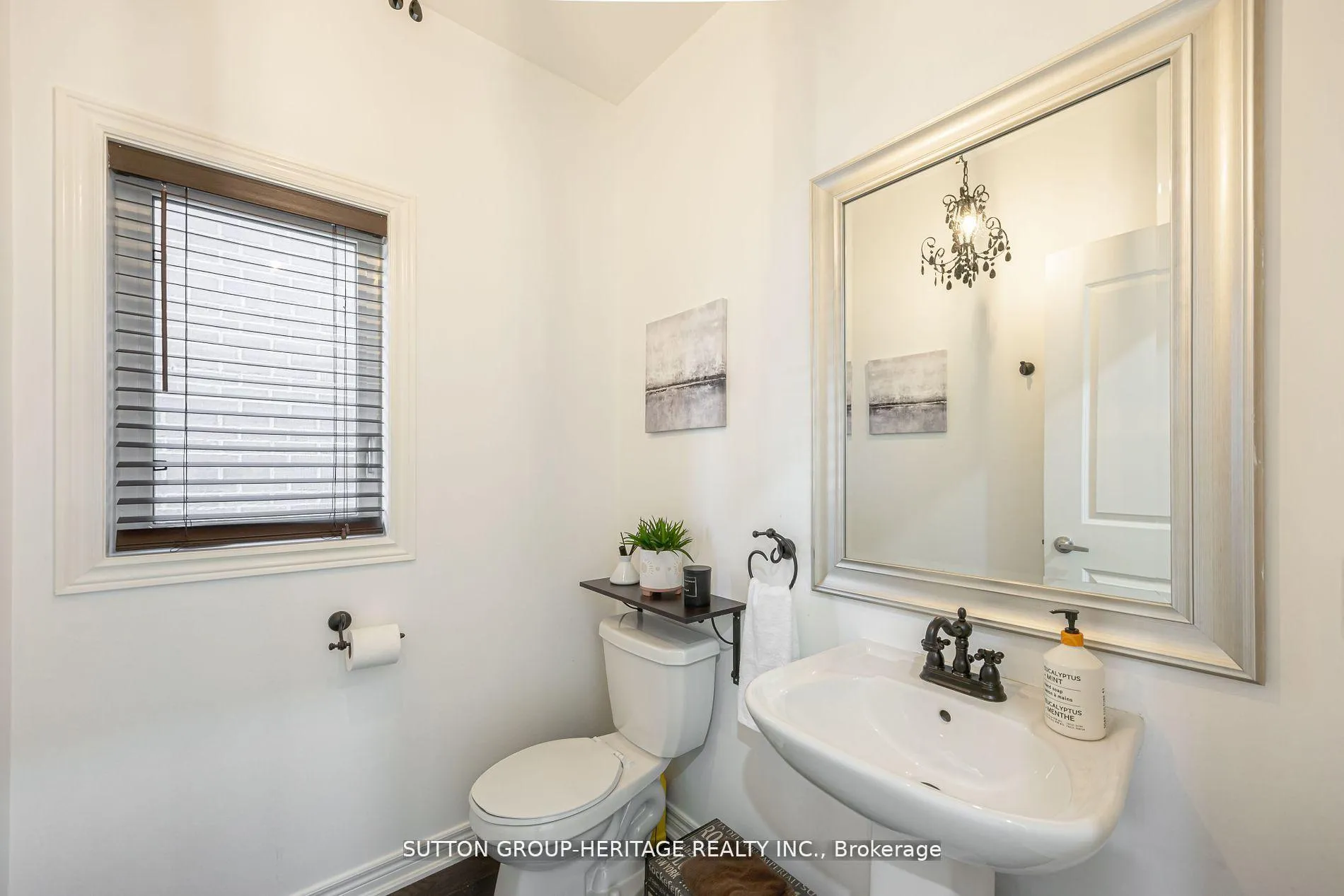 Photo 7 of 51 Antorisa Avenue, Vaughan, Vellore Village — HOMEH