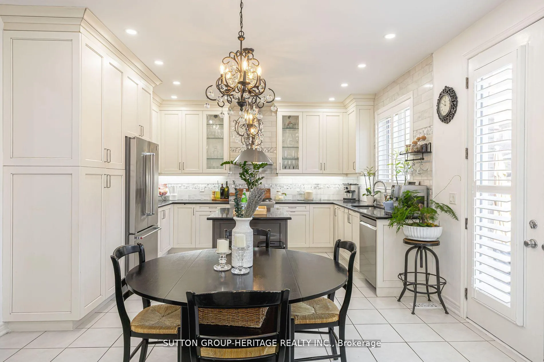 Photo 11 of 51 Antorisa Avenue, Vaughan, Vellore Village — HOMEH