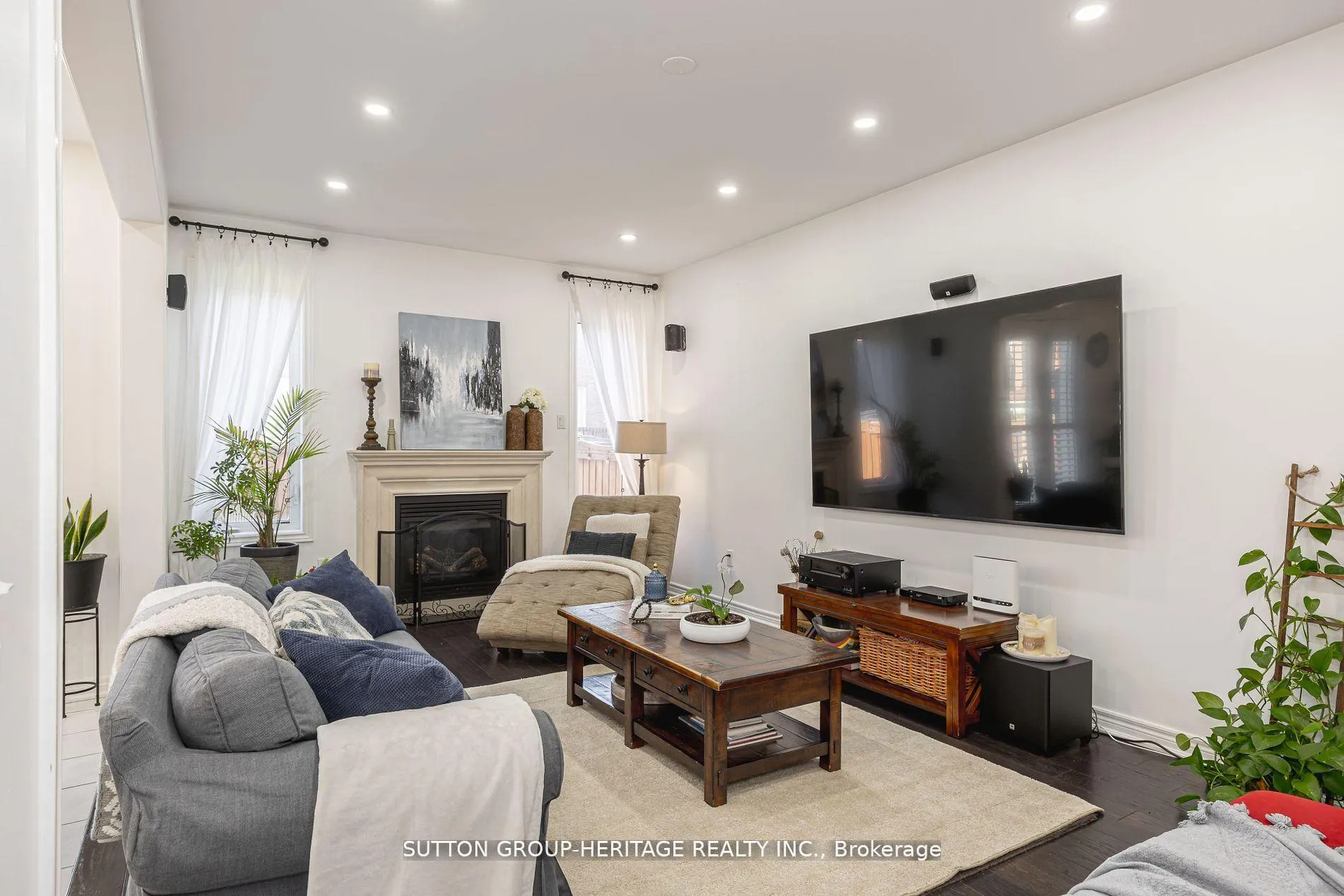 Photo 17 of 51 Antorisa Avenue, Vaughan, Vellore Village — HOMEH