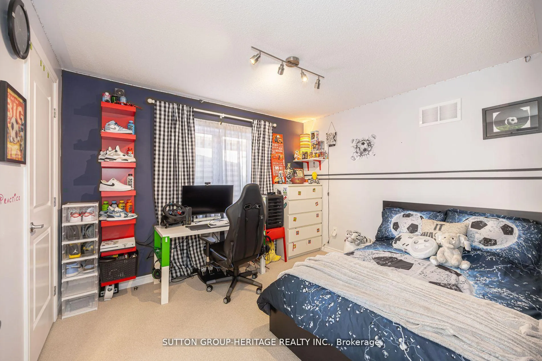 Photo 23 of 51 Antorisa Avenue, Vaughan, Vellore Village — HOMEH