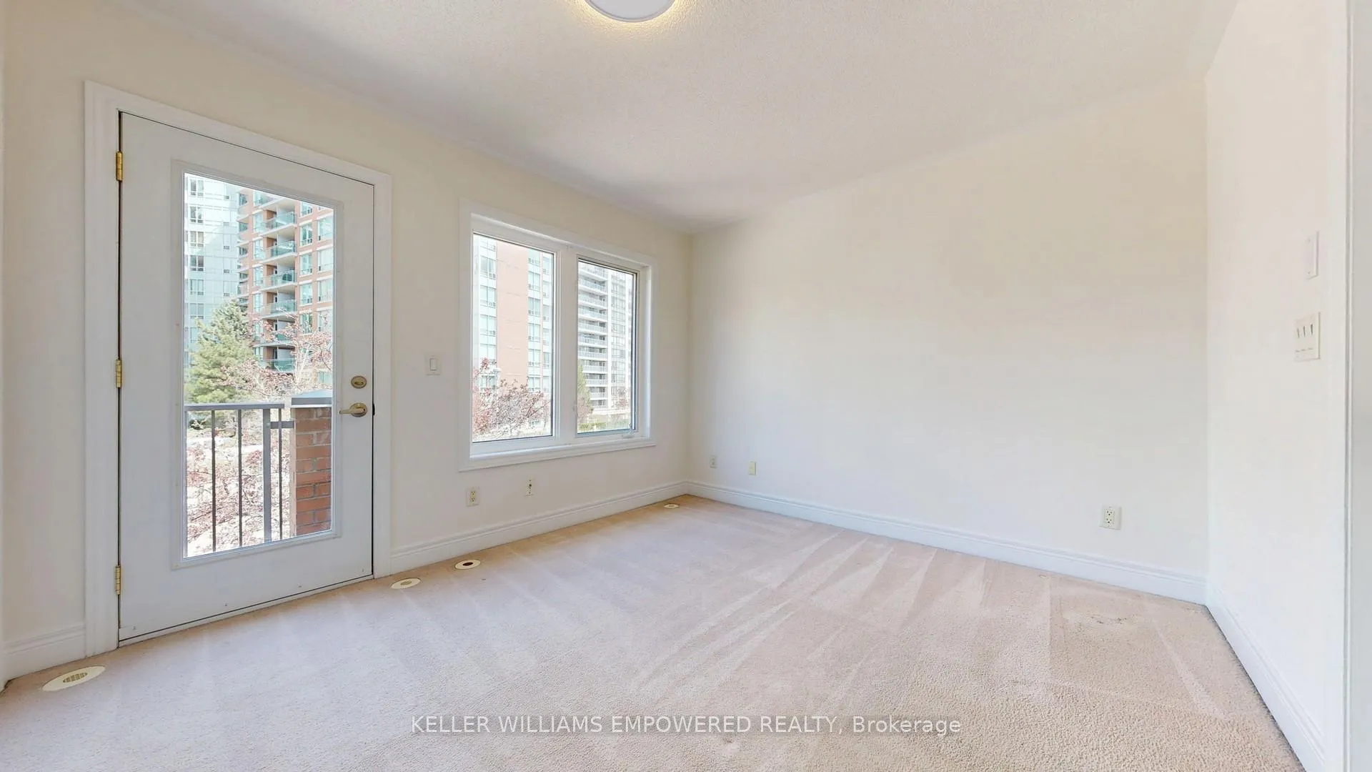 Photo 18 of Unit TH 3, 68 Suncrest Boulevard, Markham, Commerce Valley — HOMEH