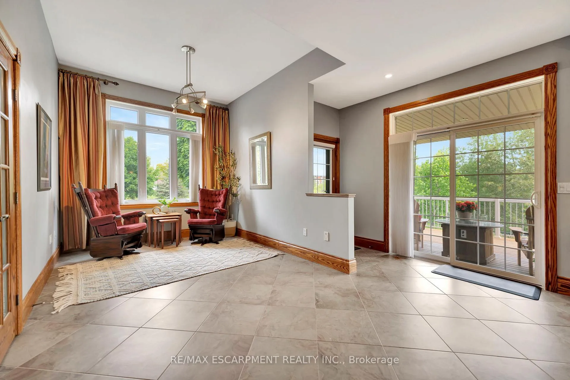Photo 12 of Unit 10, 310 Southbrook Drive, Hamilton, Binbrook — HOMEH