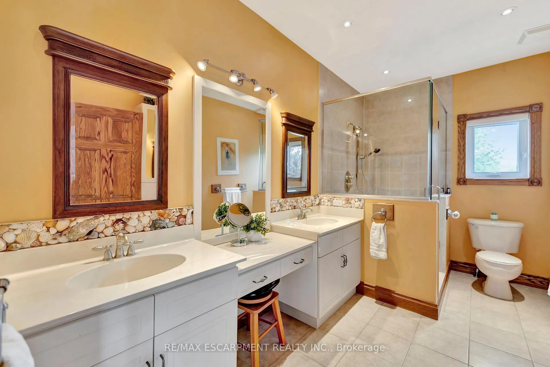 Photo 27 of Unit 10, 310 Southbrook Drive, Hamilton, Binbrook — HOMEH