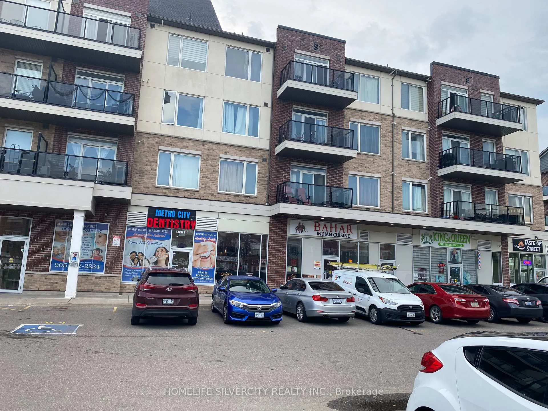Photo 1 of Unit 218, 50 Sky Harbour Drive E, Brampton, Bram West — HOMEH