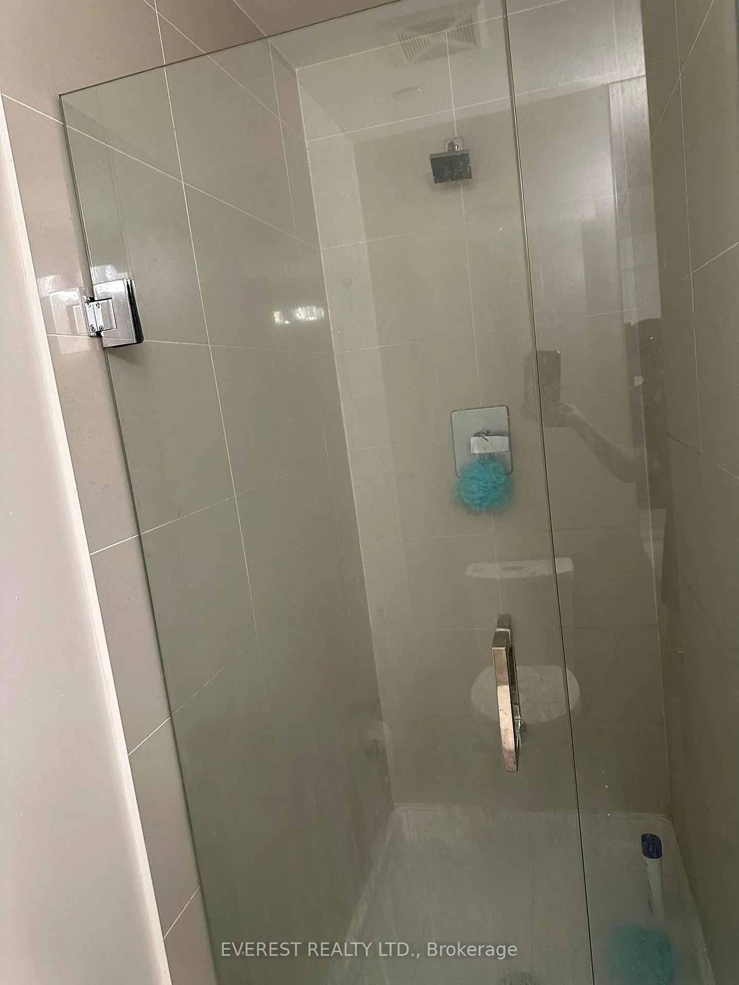 Photo 4 of Unit #419, 9085 Jane Street, Vaughan, Concord — HOMEH