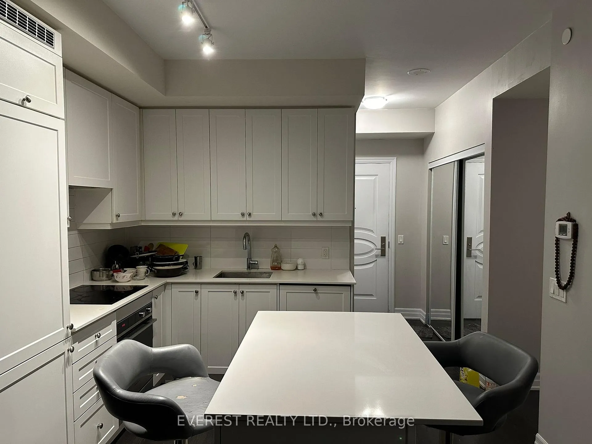 Photo 7 of Unit #419, 9085 Jane Street, Vaughan, Concord — HOMEH