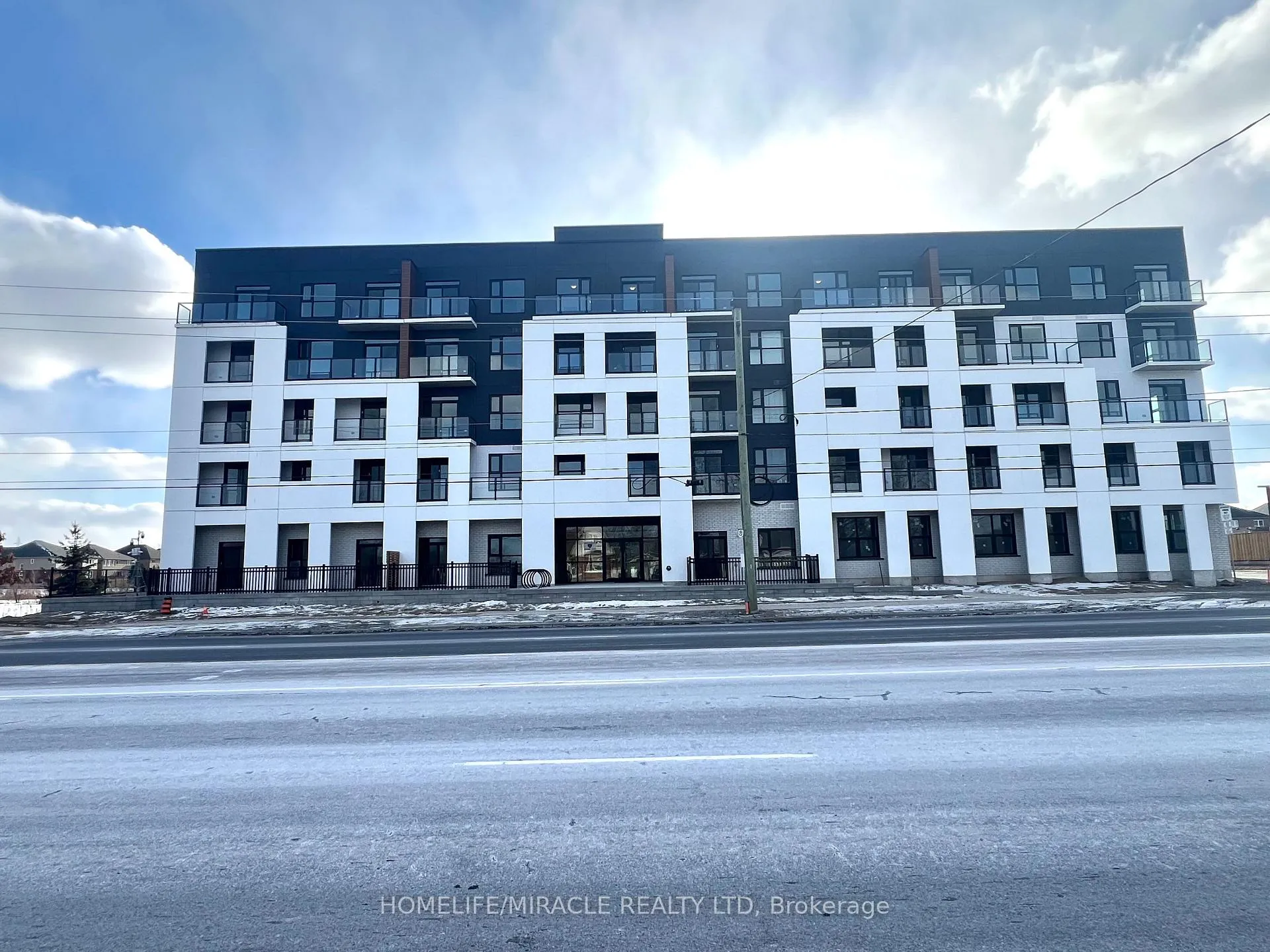 Front of Unit 508, 1936 Rymal Road
