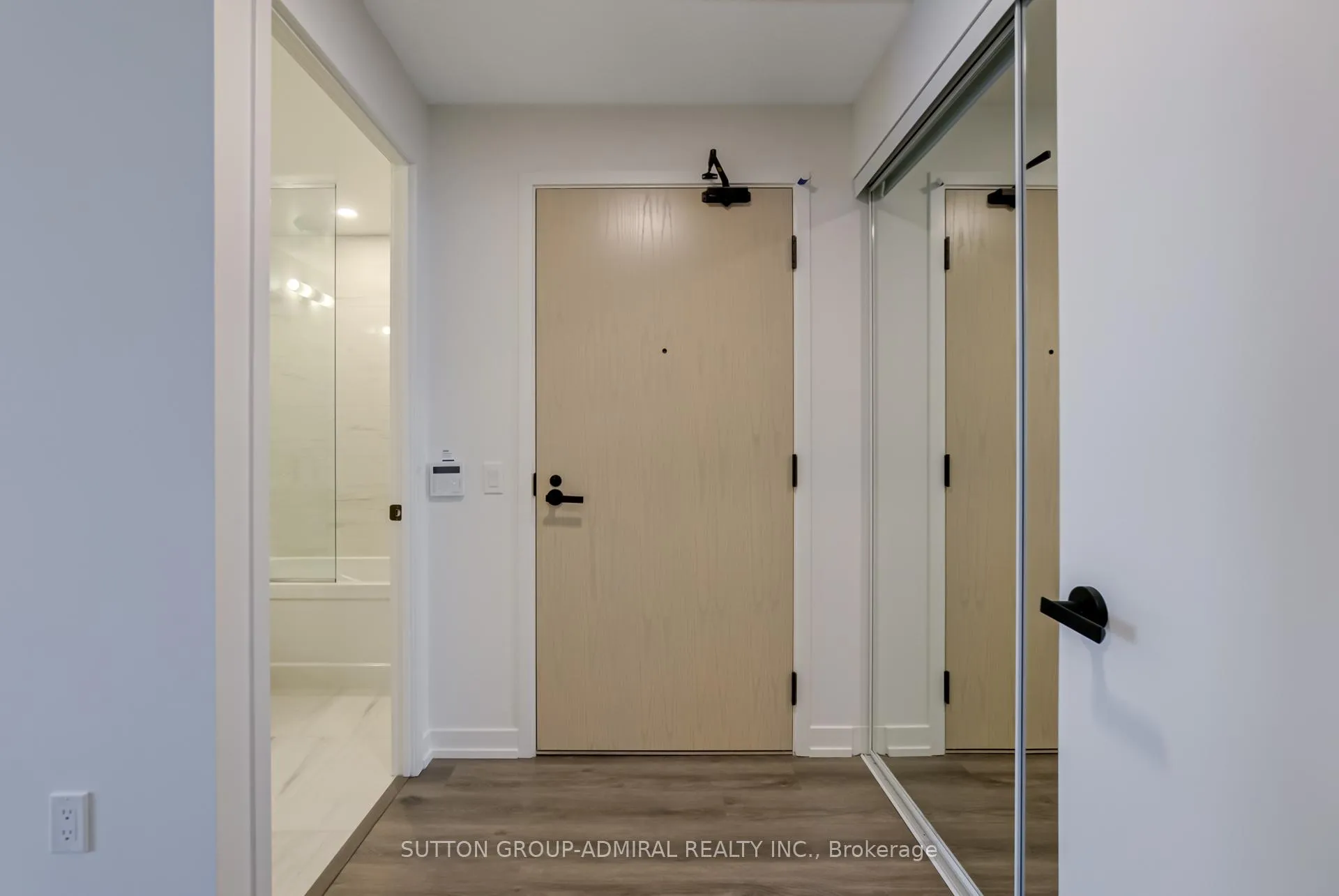 Photo 3 of Unit 1501, 225 Commerce Street, Vaughan, Vaughan Corporate Centre — HOMEH