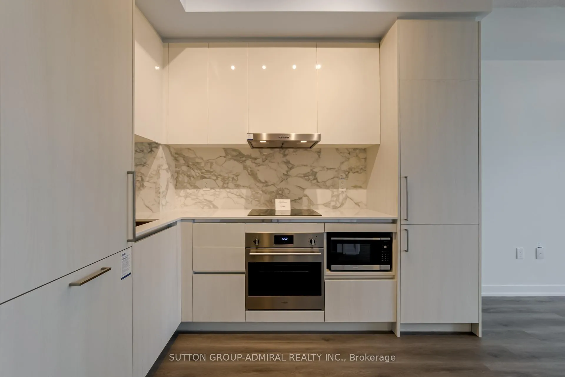 Photo 6 of Unit 1501, 225 Commerce Street, Vaughan, Vaughan Corporate Centre — HOMEH